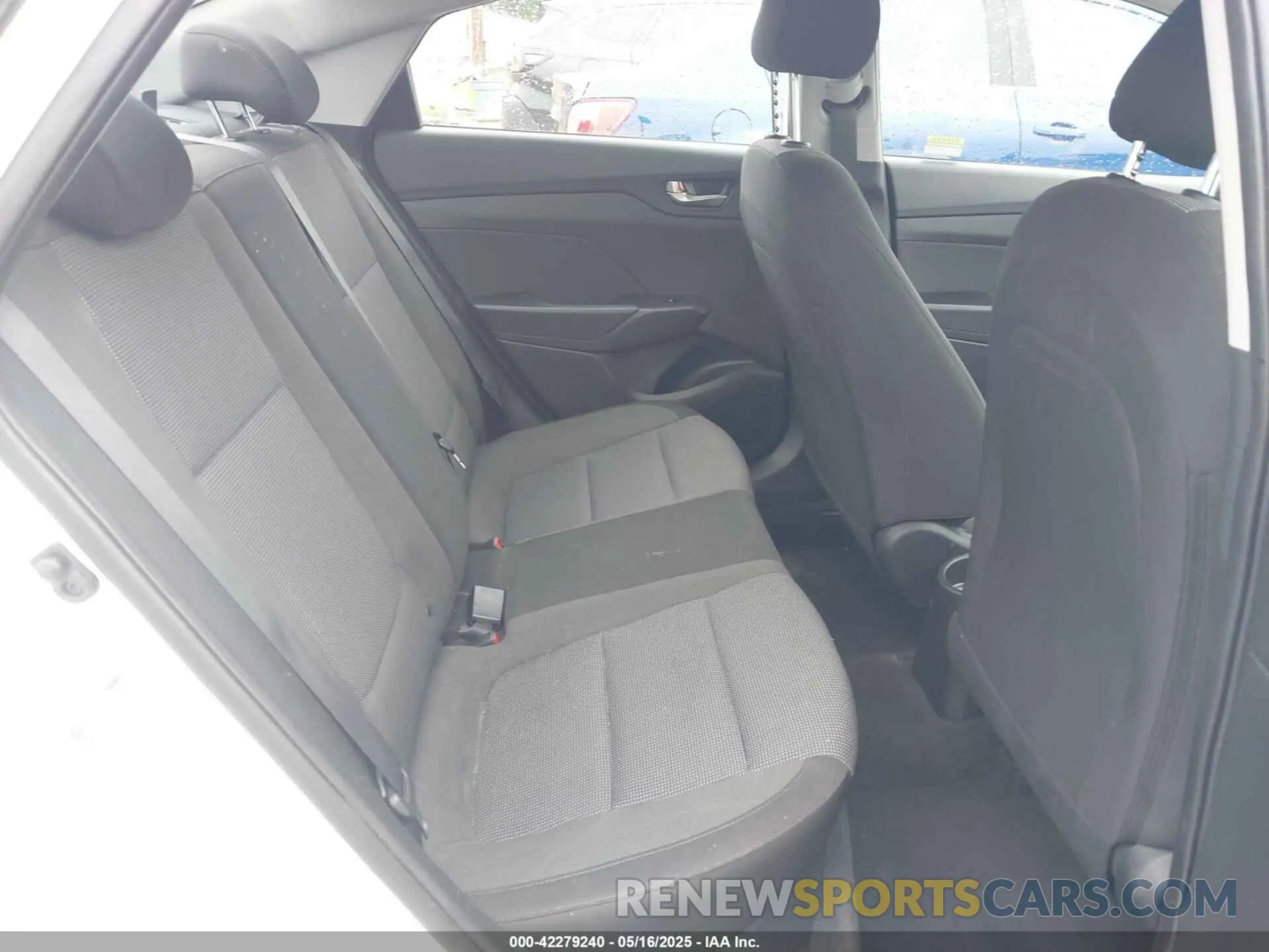 8 Photograph of a damaged car 3KPC24A65ME149552 HYUNDAI ACCENT 2021