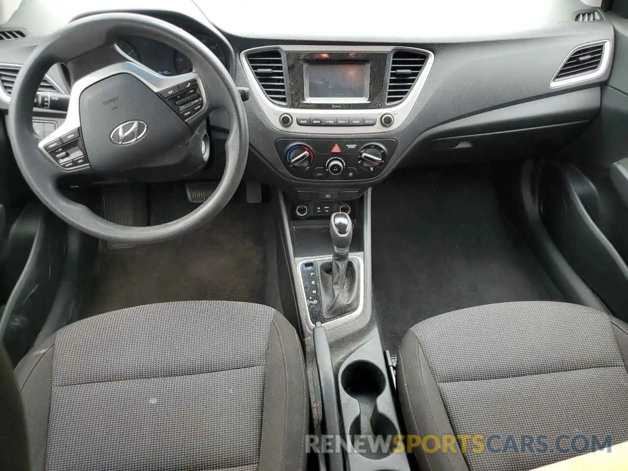 8 Photograph of a damaged car 3KPC24A66ME129861 HYUNDAI ACCENT 2021