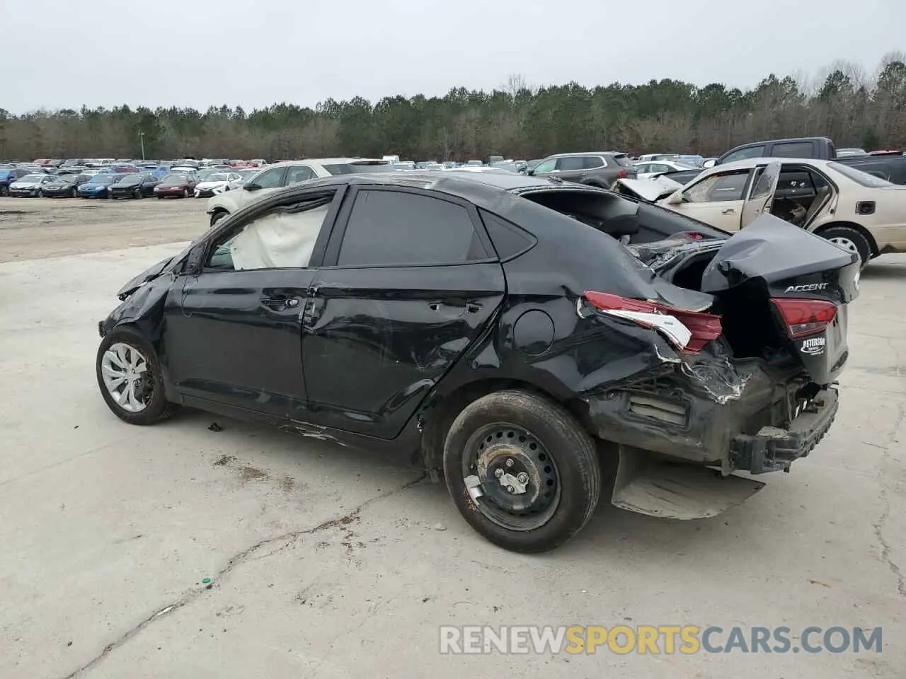 2 Photograph of a damaged car 3KPC24A66ME130007 HYUNDAI ACCENT 2021