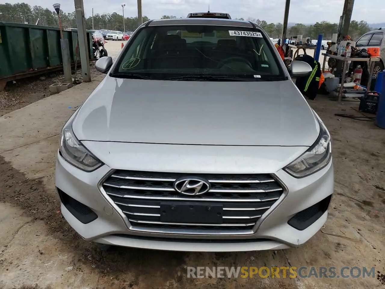 5 Photograph of a damaged car 3KPC24A66ME133988 HYUNDAI ACCENT 2021