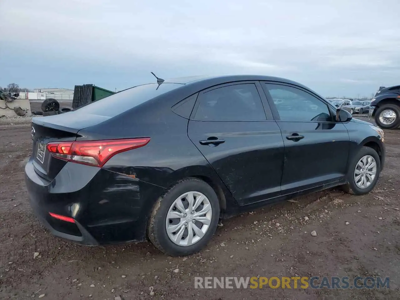 3 Photograph of a damaged car 3KPC24A66ME136549 HYUNDAI ACCENT 2021