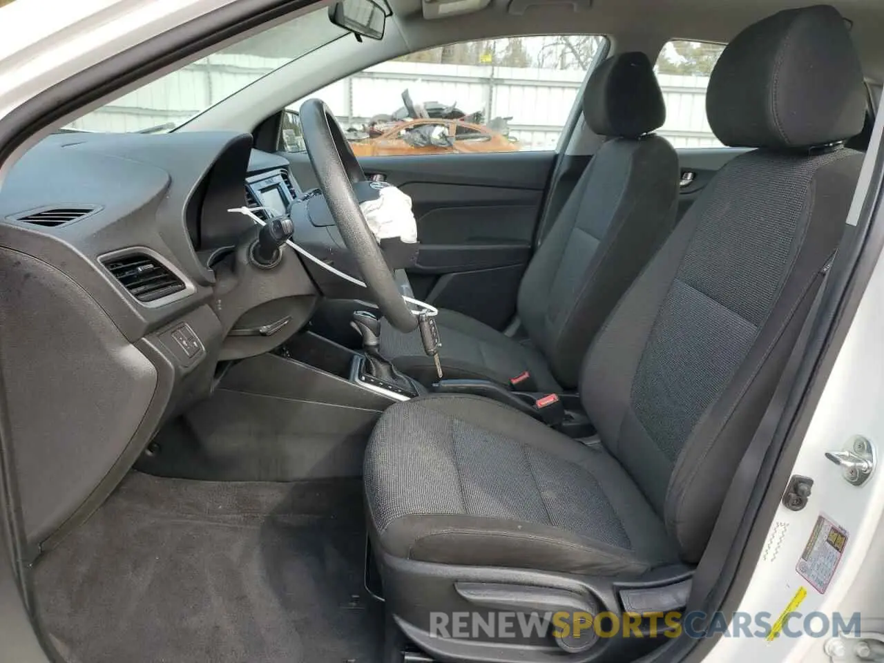 7 Photograph of a damaged car 3KPC24A66ME139290 HYUNDAI ACCENT 2021