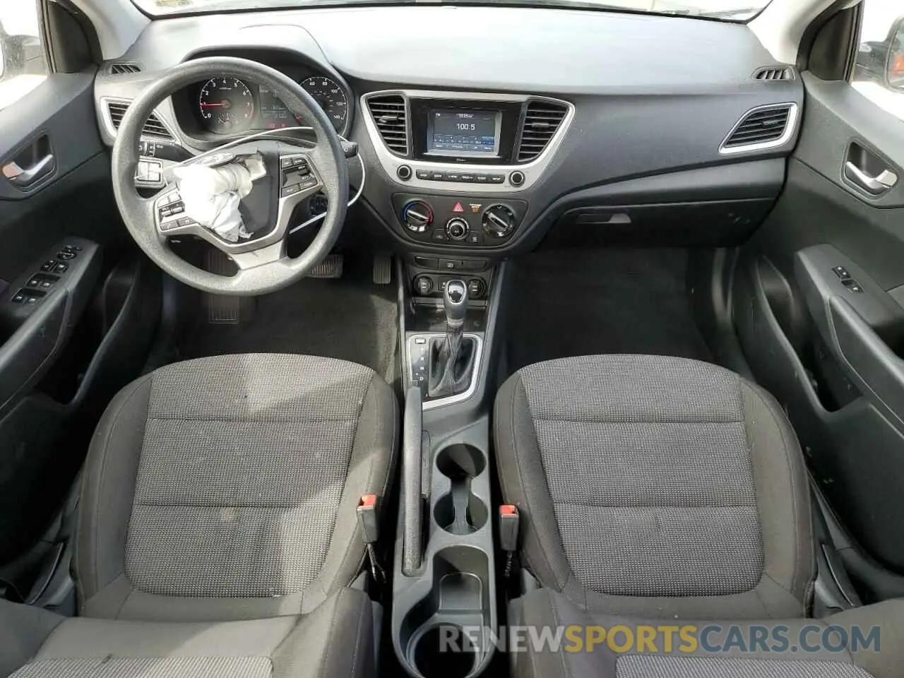 8 Photograph of a damaged car 3KPC24A66ME139290 HYUNDAI ACCENT 2021