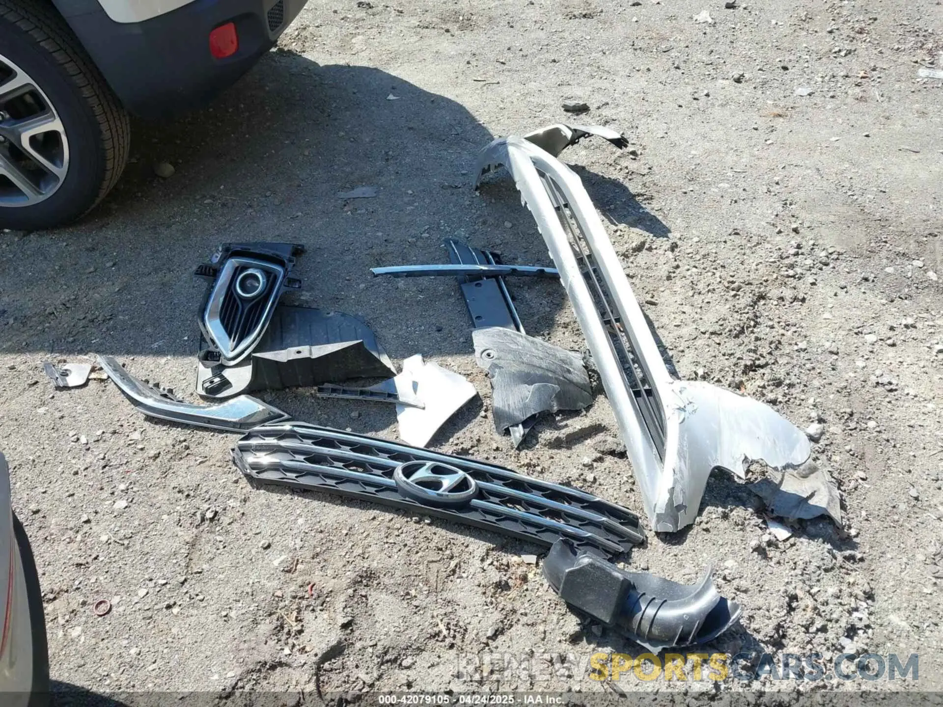 12 Photograph of a damaged car 3KPC24A66ME146496 HYUNDAI ACCENT 2021