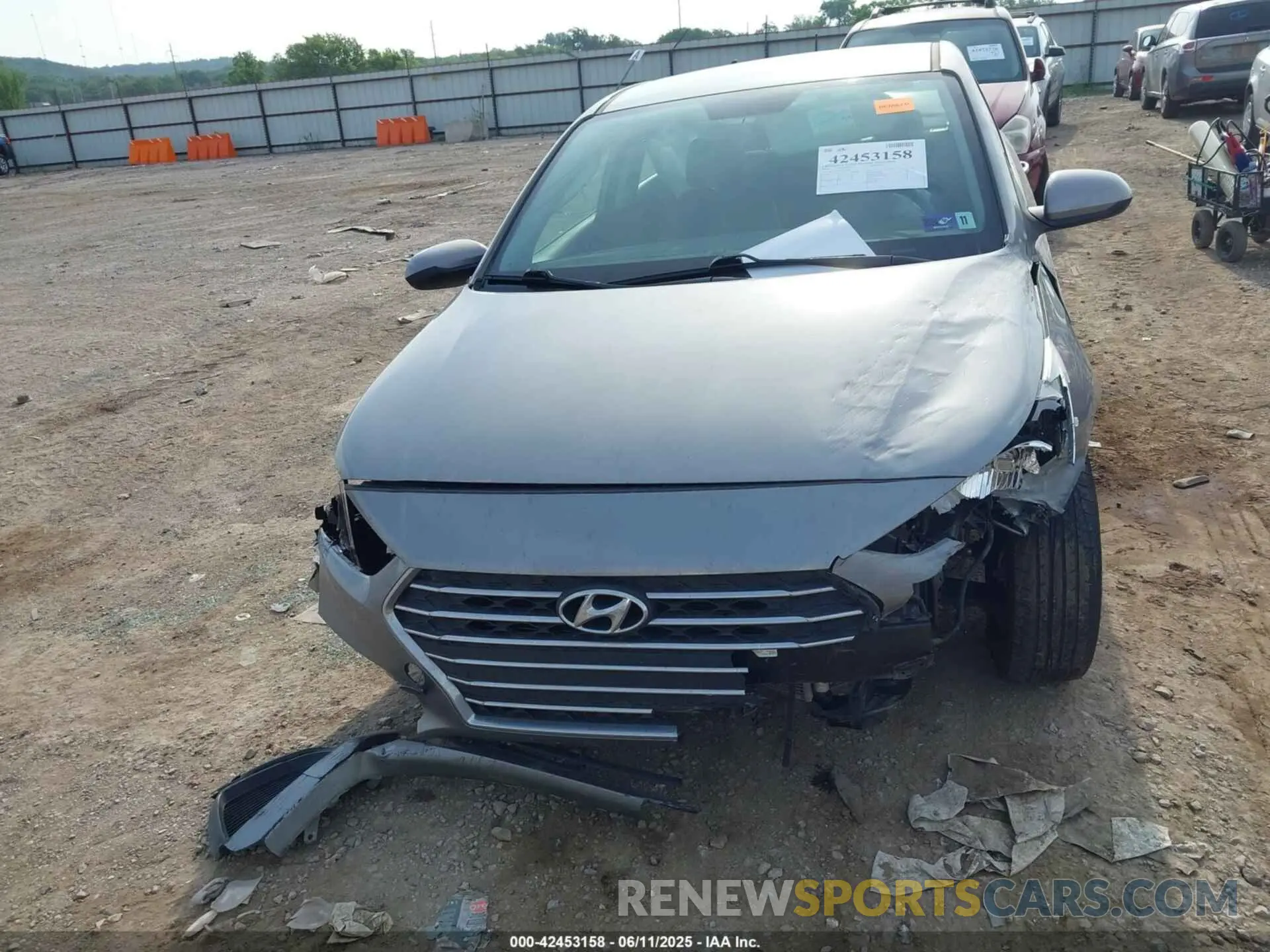 12 Photograph of a damaged car 3KPC24A66ME149947 HYUNDAI ACCENT 2021