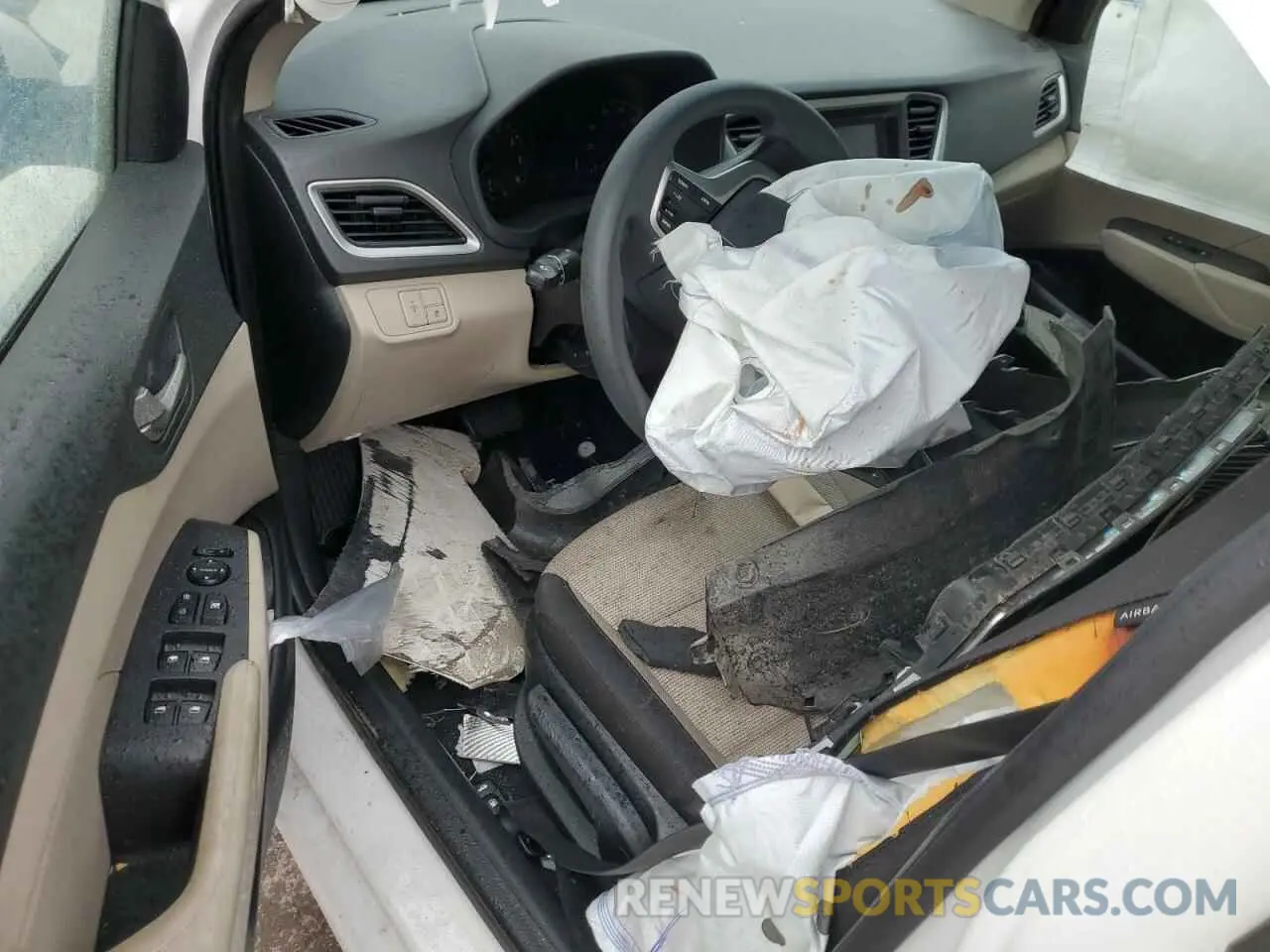 8 Photograph of a damaged car 3KPC24A67ME139296 HYUNDAI ACCENT 2021