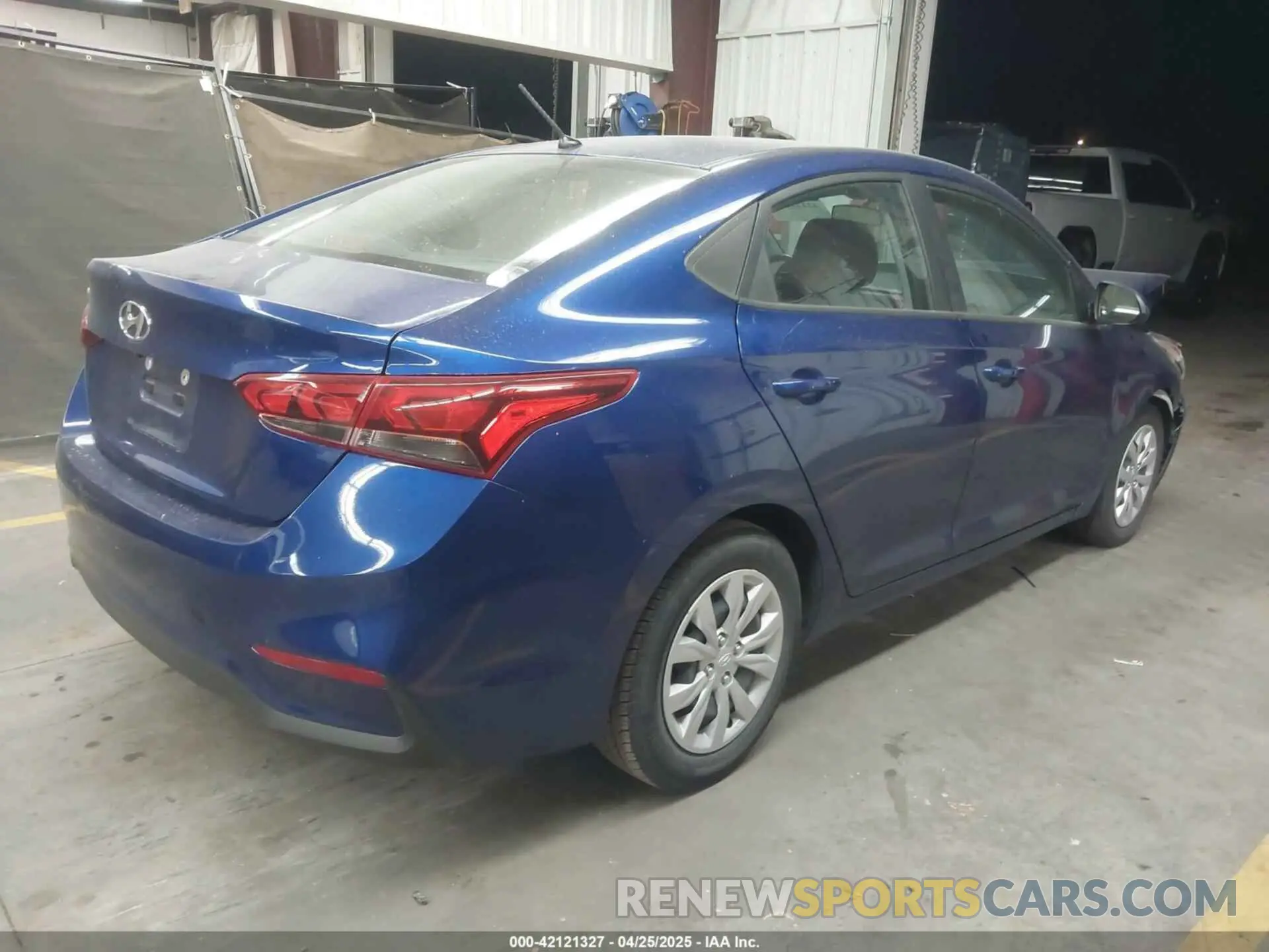 4 Photograph of a damaged car 3KPC24A67ME139394 HYUNDAI ACCENT 2021