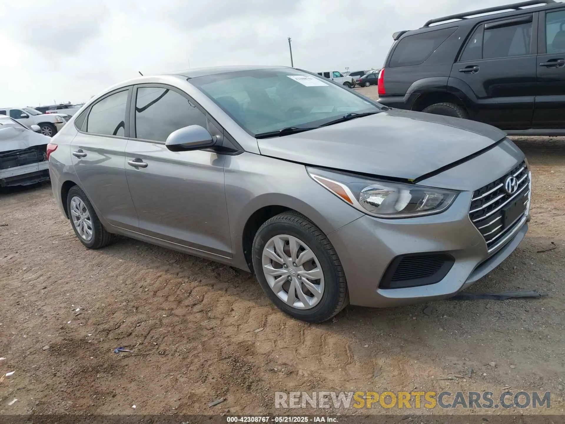 1 Photograph of a damaged car 3KPC24A67ME144353 HYUNDAI ACCENT 2021