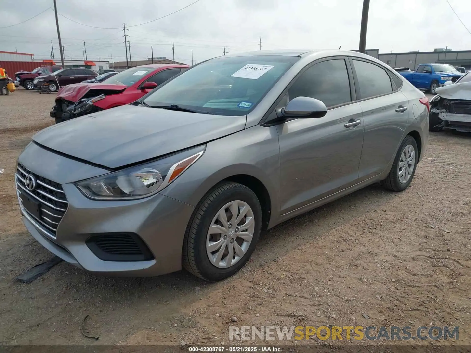 2 Photograph of a damaged car 3KPC24A67ME144353 HYUNDAI ACCENT 2021