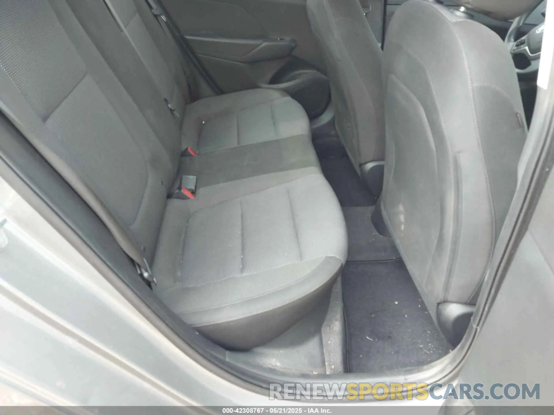 8 Photograph of a damaged car 3KPC24A67ME144353 HYUNDAI ACCENT 2021