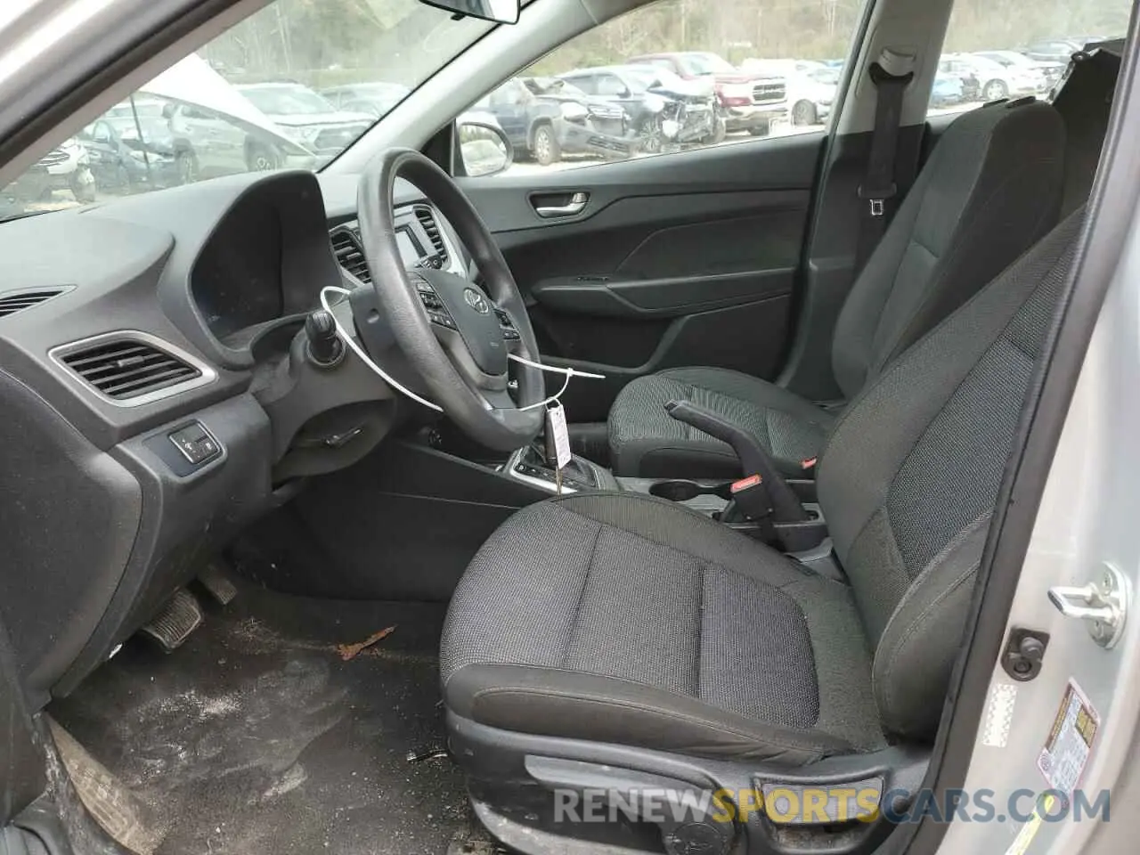 7 Photograph of a damaged car 3KPC24A67ME147138 HYUNDAI ACCENT 2021