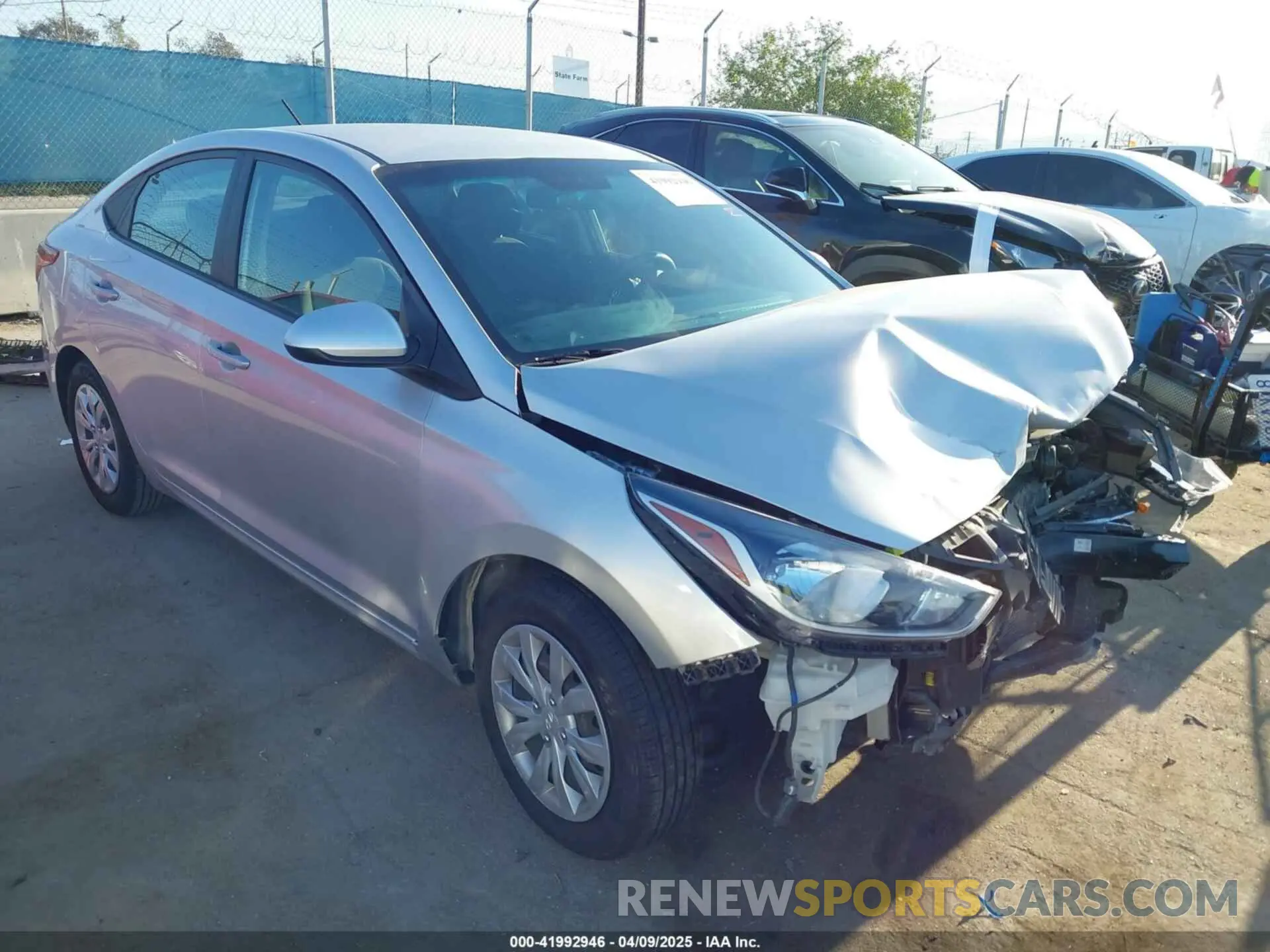 1 Photograph of a damaged car 3KPC24A67ME147172 HYUNDAI ACCENT 2021