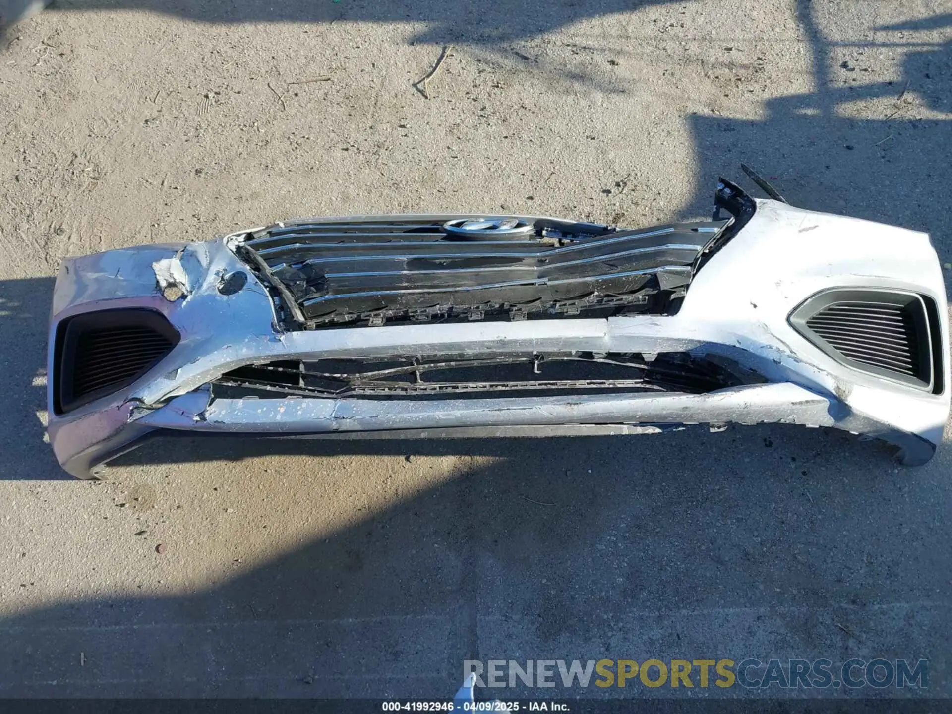 11 Photograph of a damaged car 3KPC24A67ME147172 HYUNDAI ACCENT 2021