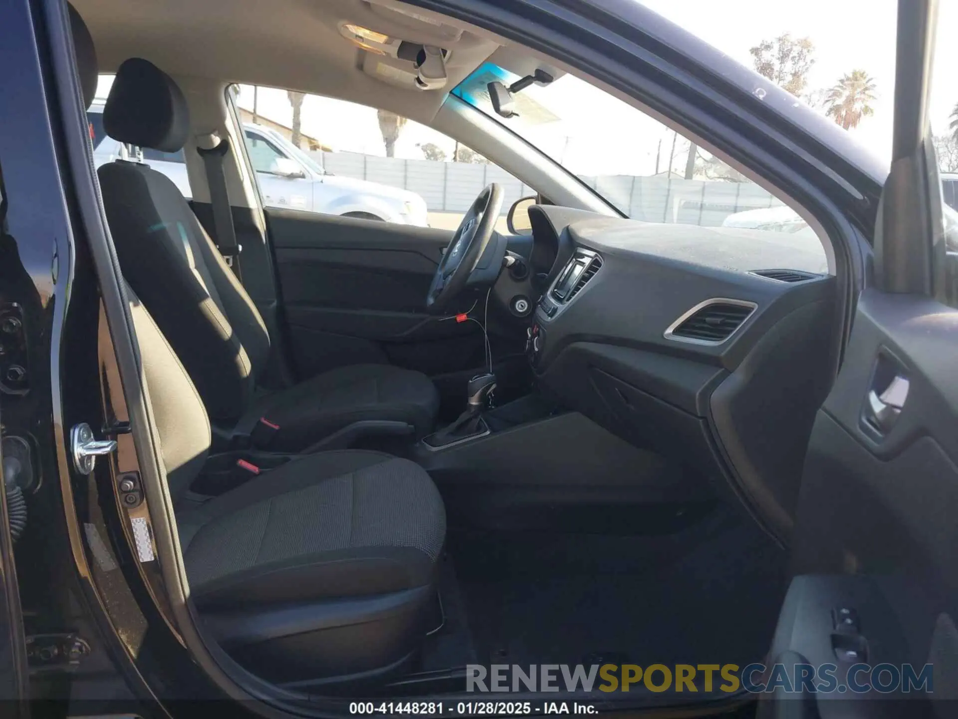 5 Photograph of a damaged car 3KPC24A67ME148693 HYUNDAI ACCENT 2021