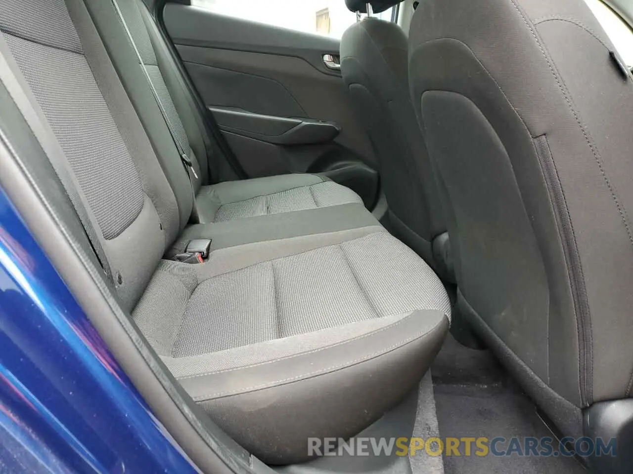 10 Photograph of a damaged car 3KPC24A67ME150573 HYUNDAI ACCENT 2021