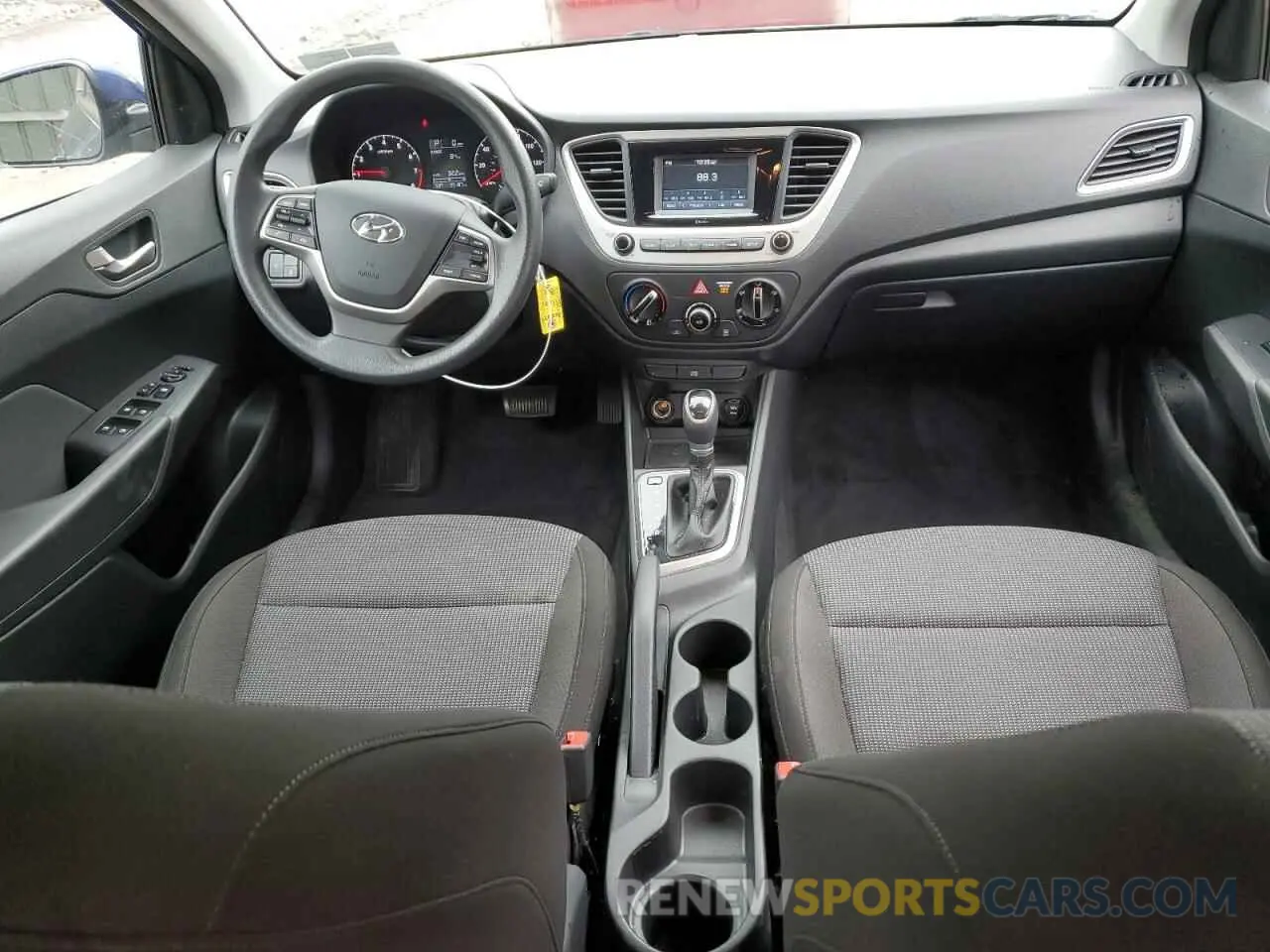 8 Photograph of a damaged car 3KPC24A67ME150573 HYUNDAI ACCENT 2021