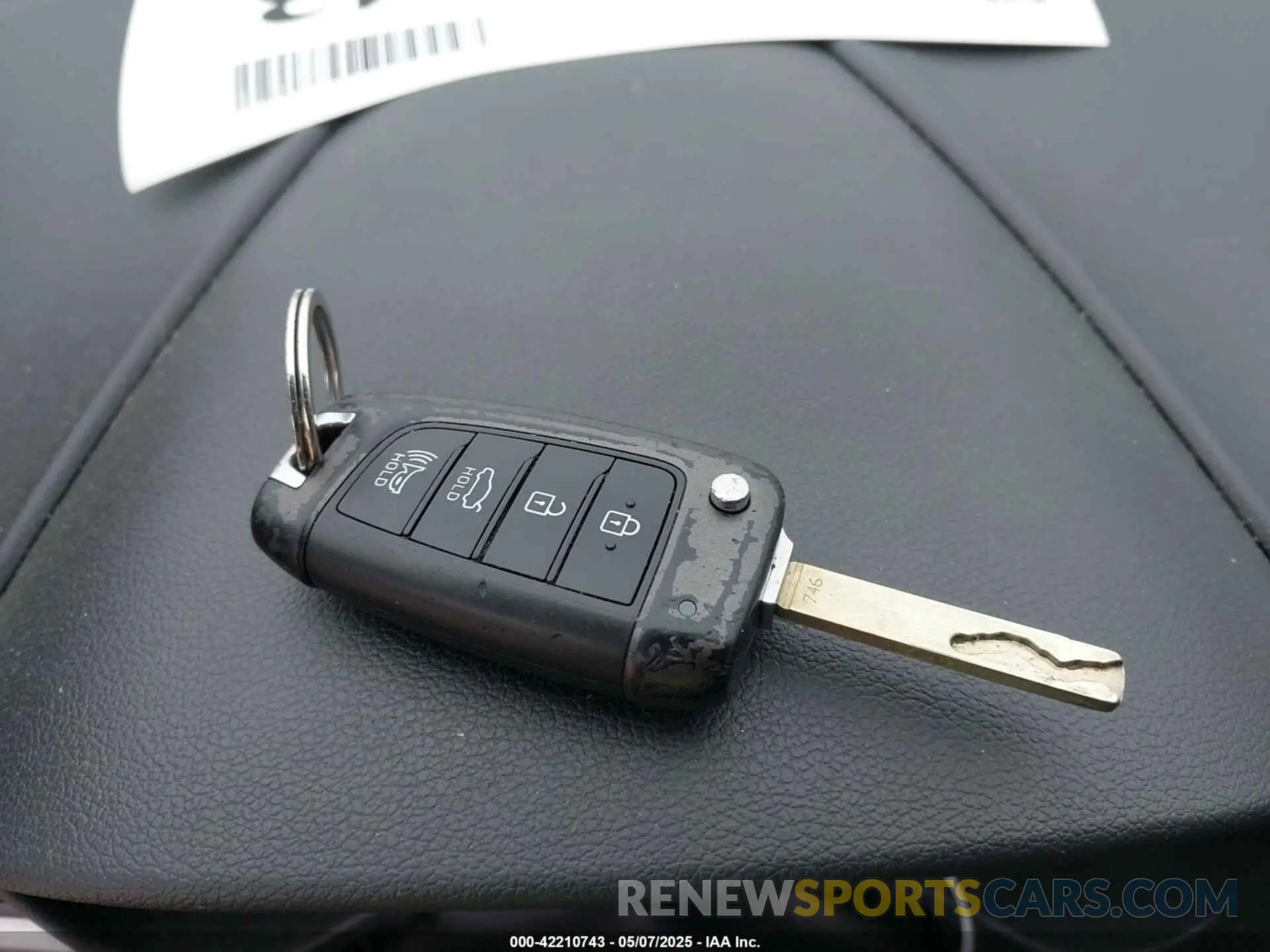 11 Photograph of a damaged car 3KPC24A68ME133443 HYUNDAI ACCENT 2021