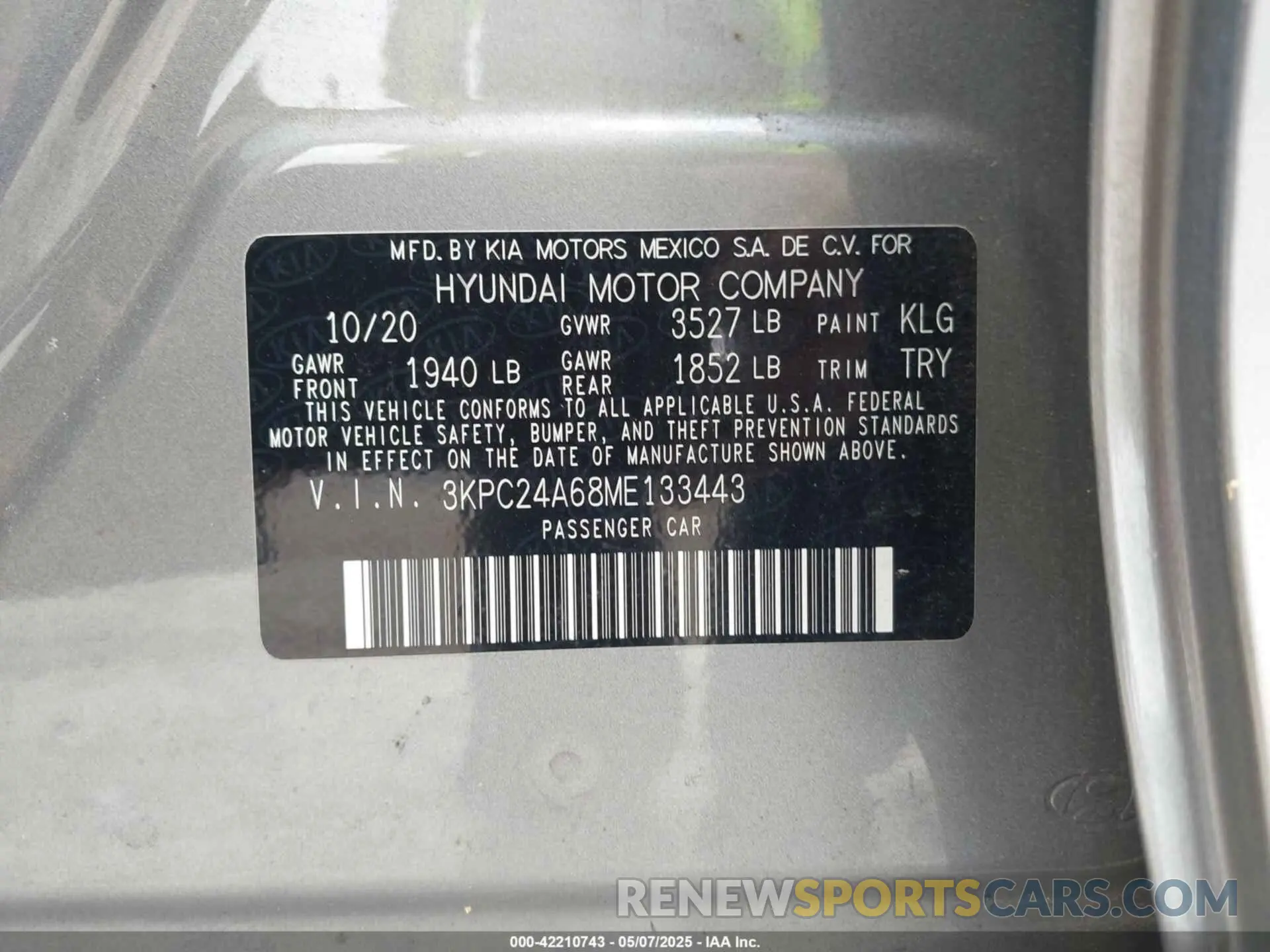 9 Photograph of a damaged car 3KPC24A68ME133443 HYUNDAI ACCENT 2021