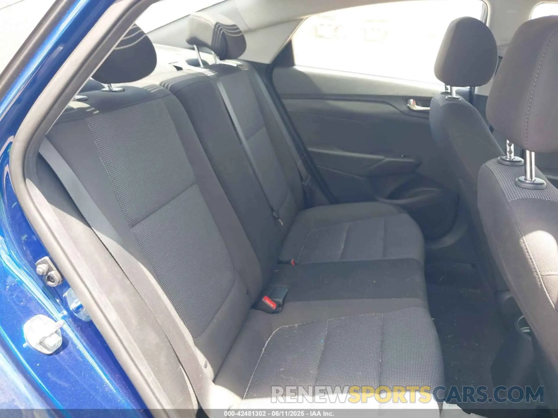 8 Photograph of a damaged car 3KPC24A68ME150596 HYUNDAI ACCENT 2021