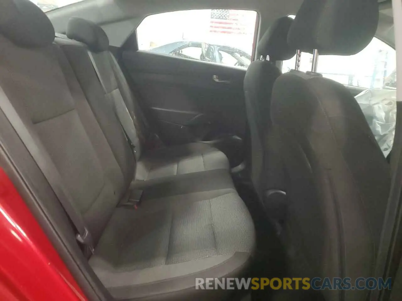 10 Photograph of a damaged car 3KPC24A68ME150789 HYUNDAI ACCENT 2021