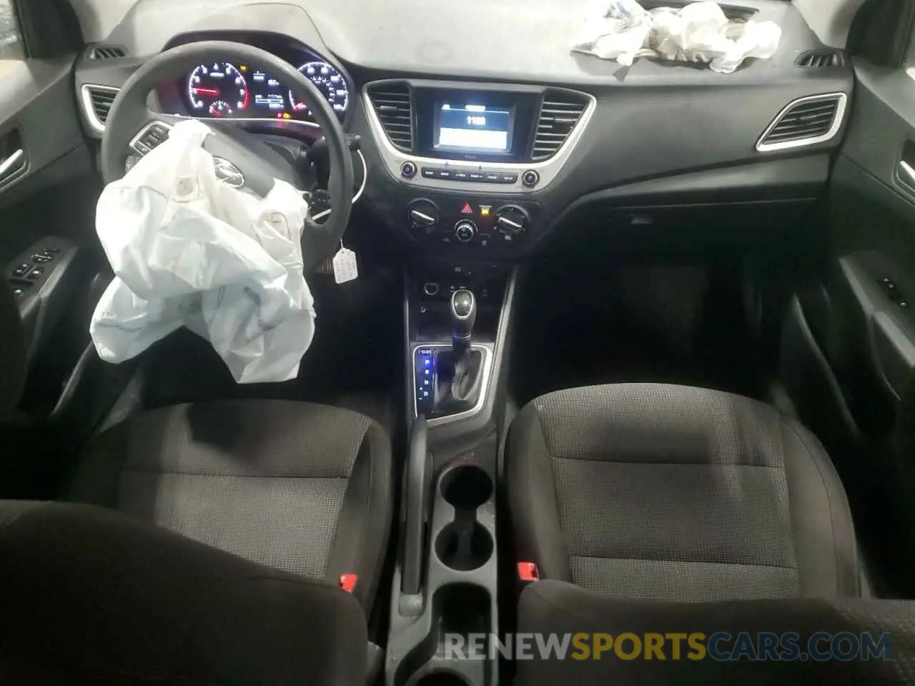 8 Photograph of a damaged car 3KPC24A68ME150789 HYUNDAI ACCENT 2021