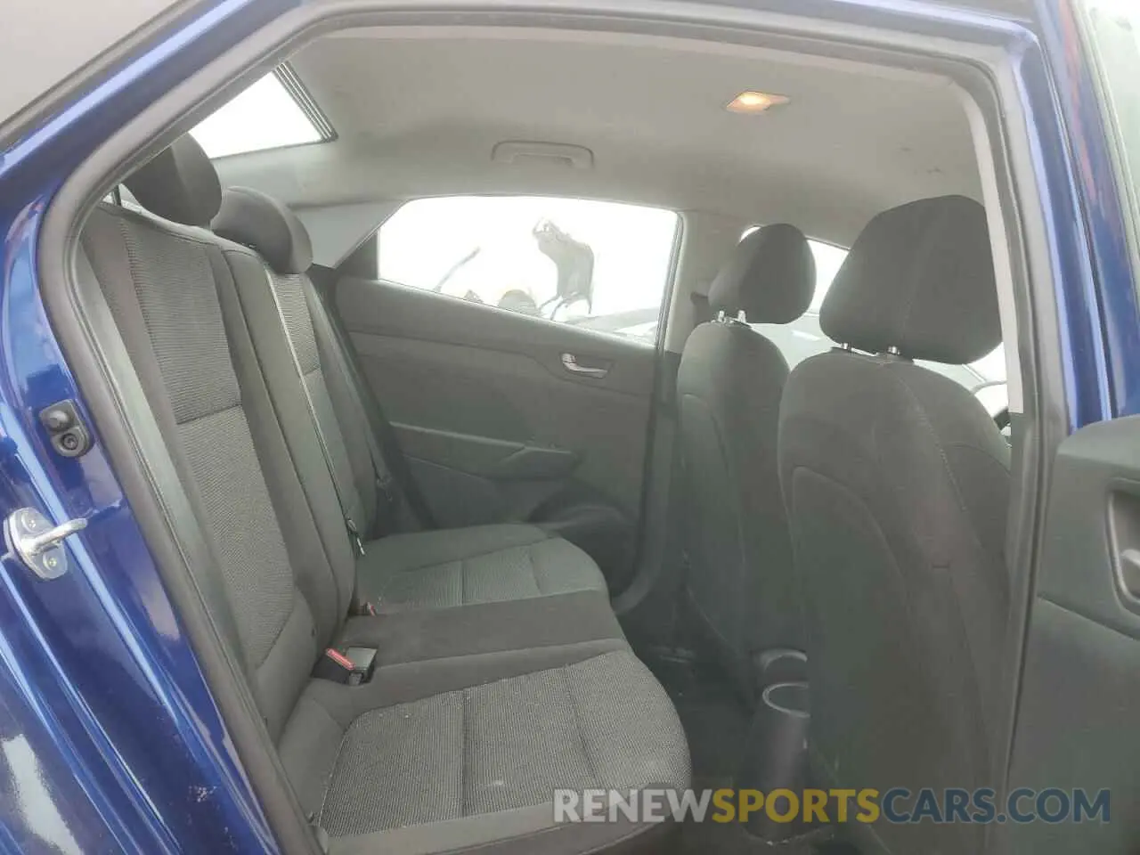 10 Photograph of a damaged car 3KPC24A69ME132205 HYUNDAI ACCENT 2021