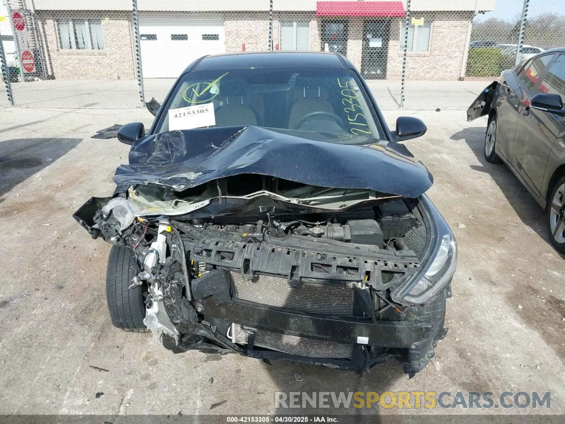 13 Photograph of a damaged car 3KPC24A69ME135802 HYUNDAI ACCENT 2021