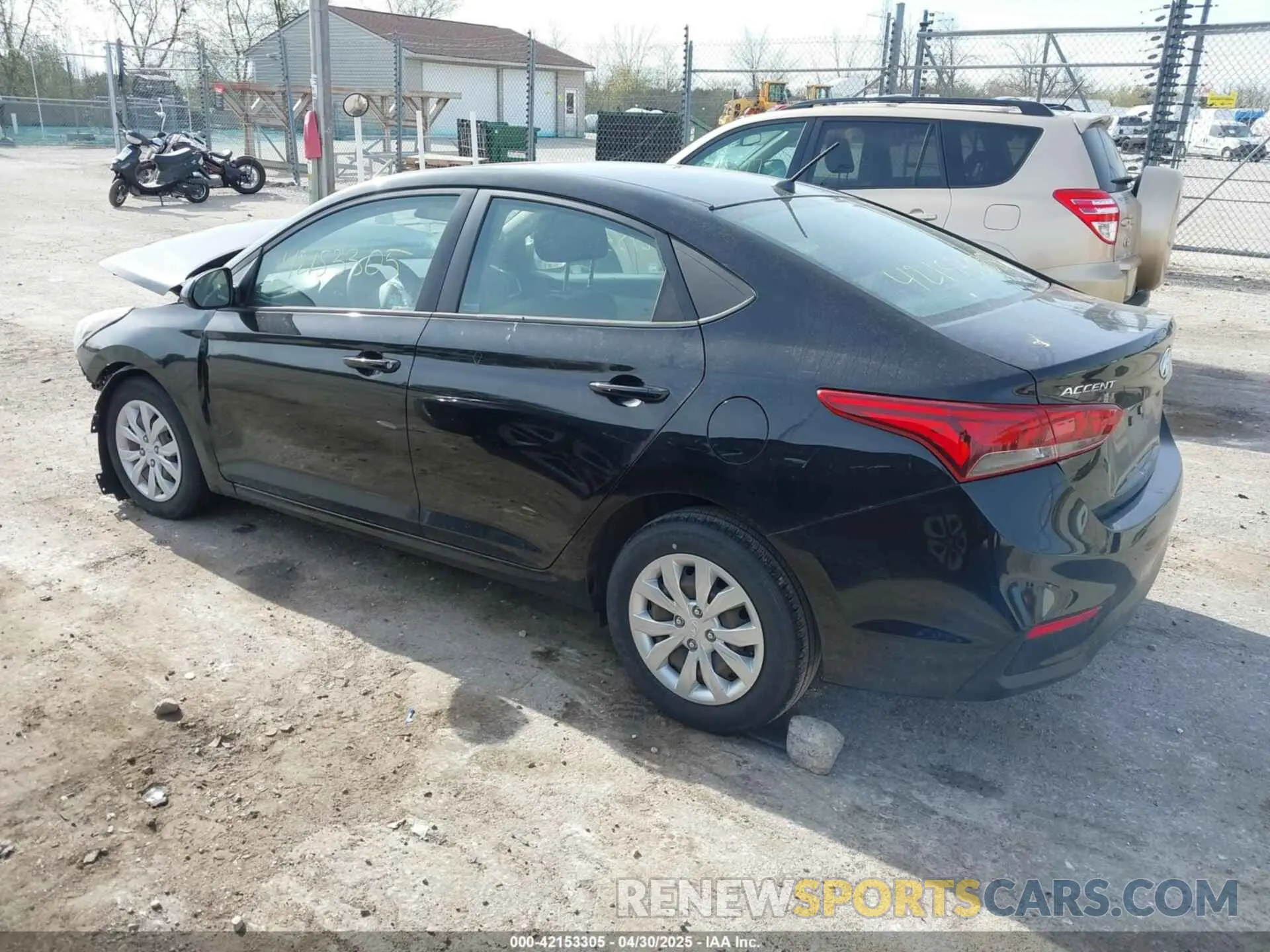 3 Photograph of a damaged car 3KPC24A69ME135802 HYUNDAI ACCENT 2021