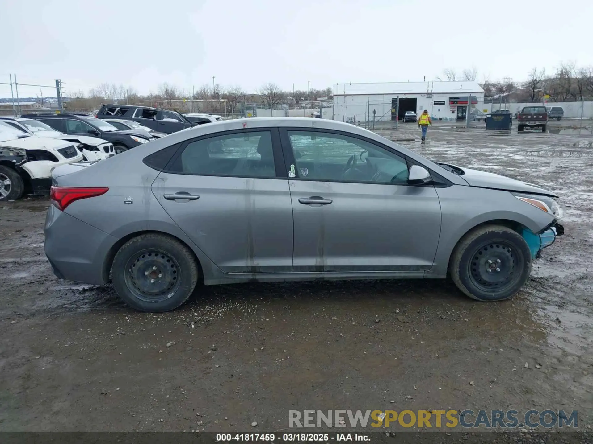 13 Photograph of a damaged car 3KPC24A69ME140322 HYUNDAI ACCENT 2021