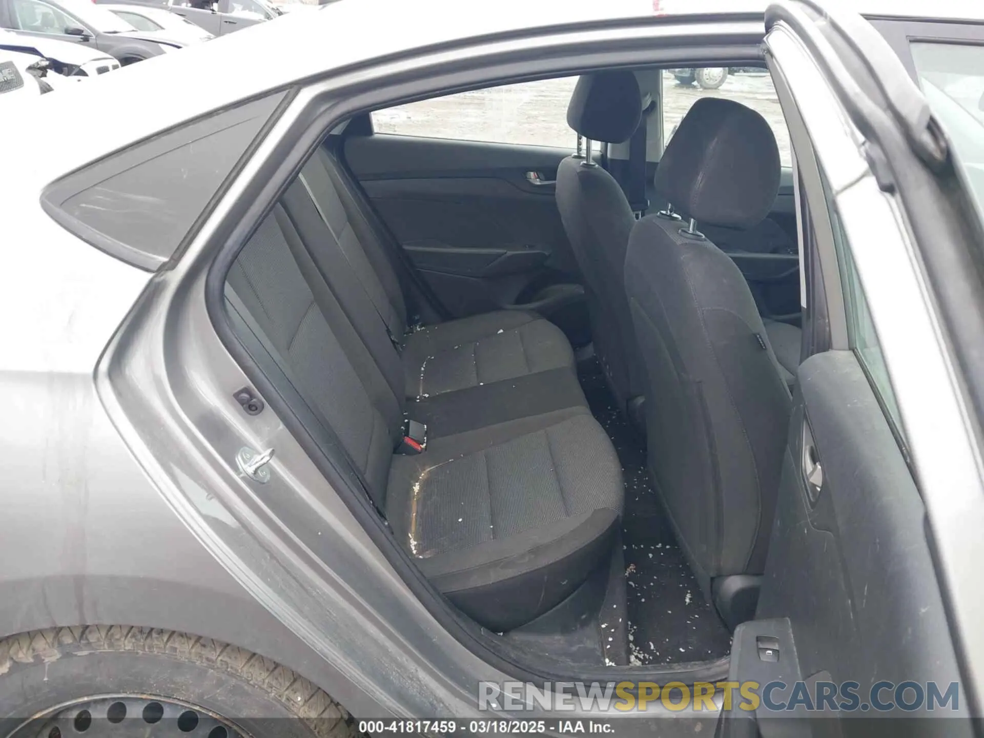 8 Photograph of a damaged car 3KPC24A69ME140322 HYUNDAI ACCENT 2021