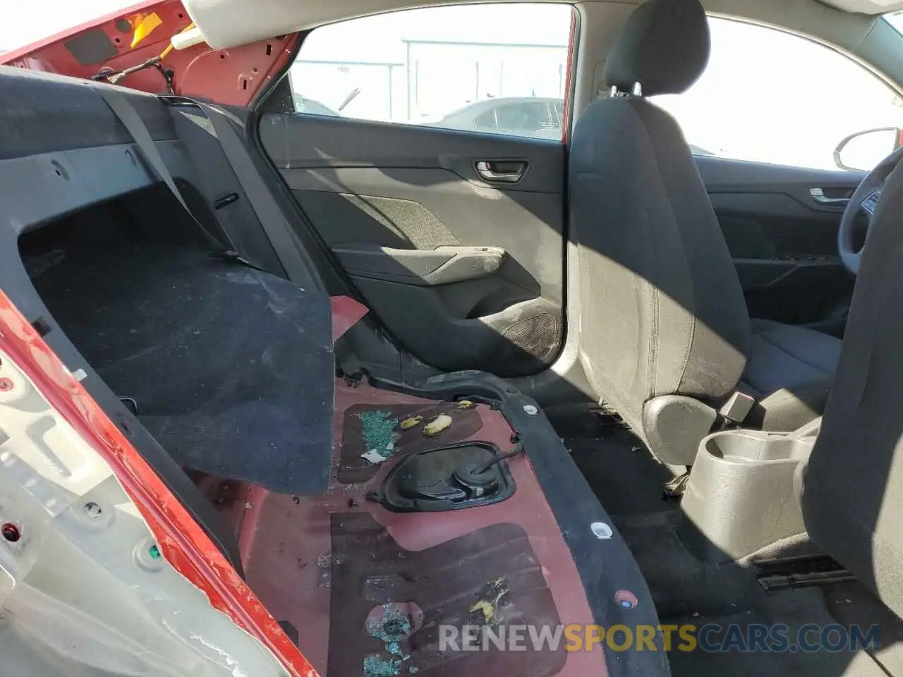 11 Photograph of a damaged car 3KPC24A69ME144371 HYUNDAI ACCENT 2021