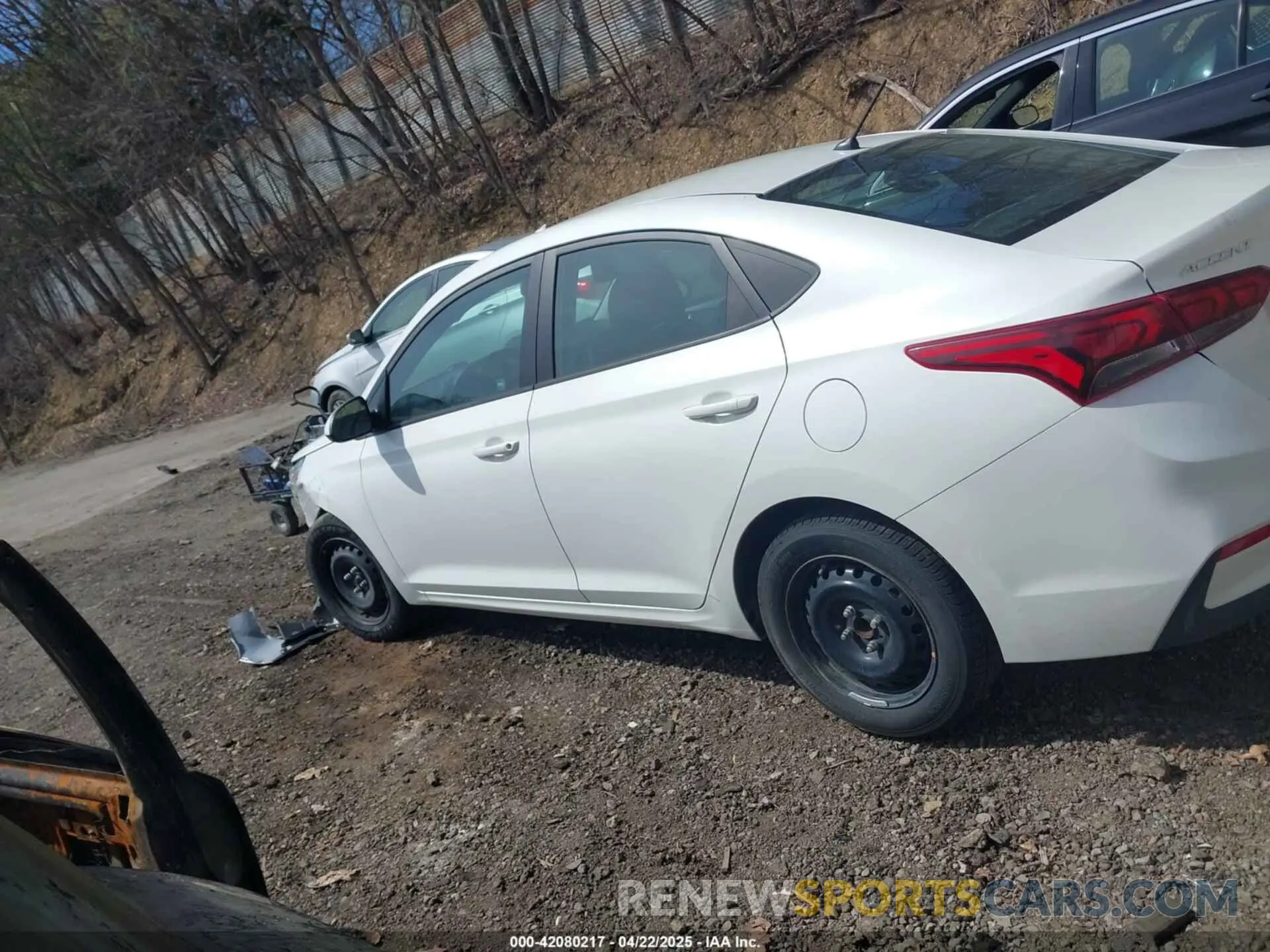 14 Photograph of a damaged car 3KPC24A6XME131256 HYUNDAI ACCENT 2021