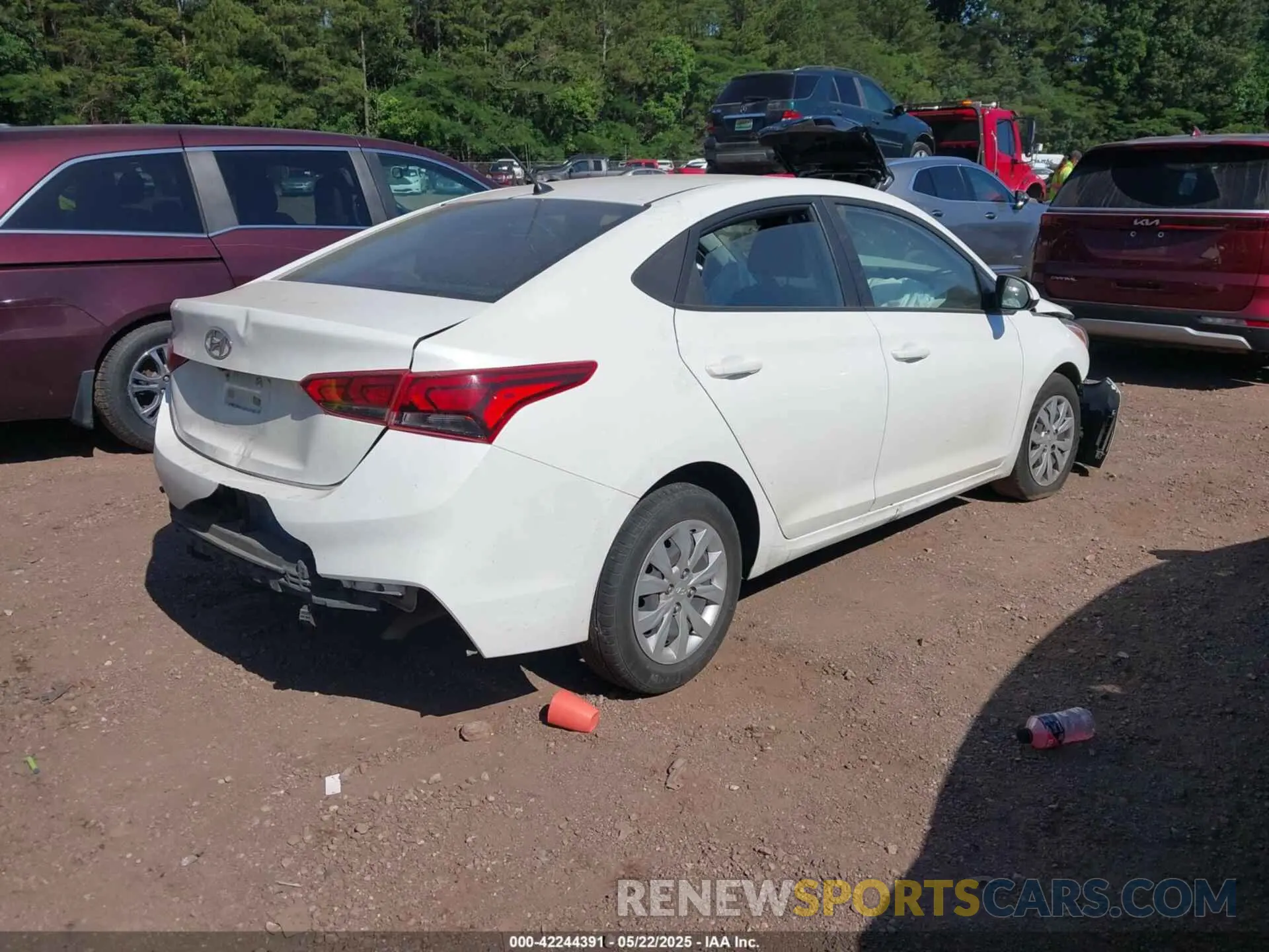4 Photograph of a damaged car 3KPC24A6XME132648 HYUNDAI ACCENT 2021