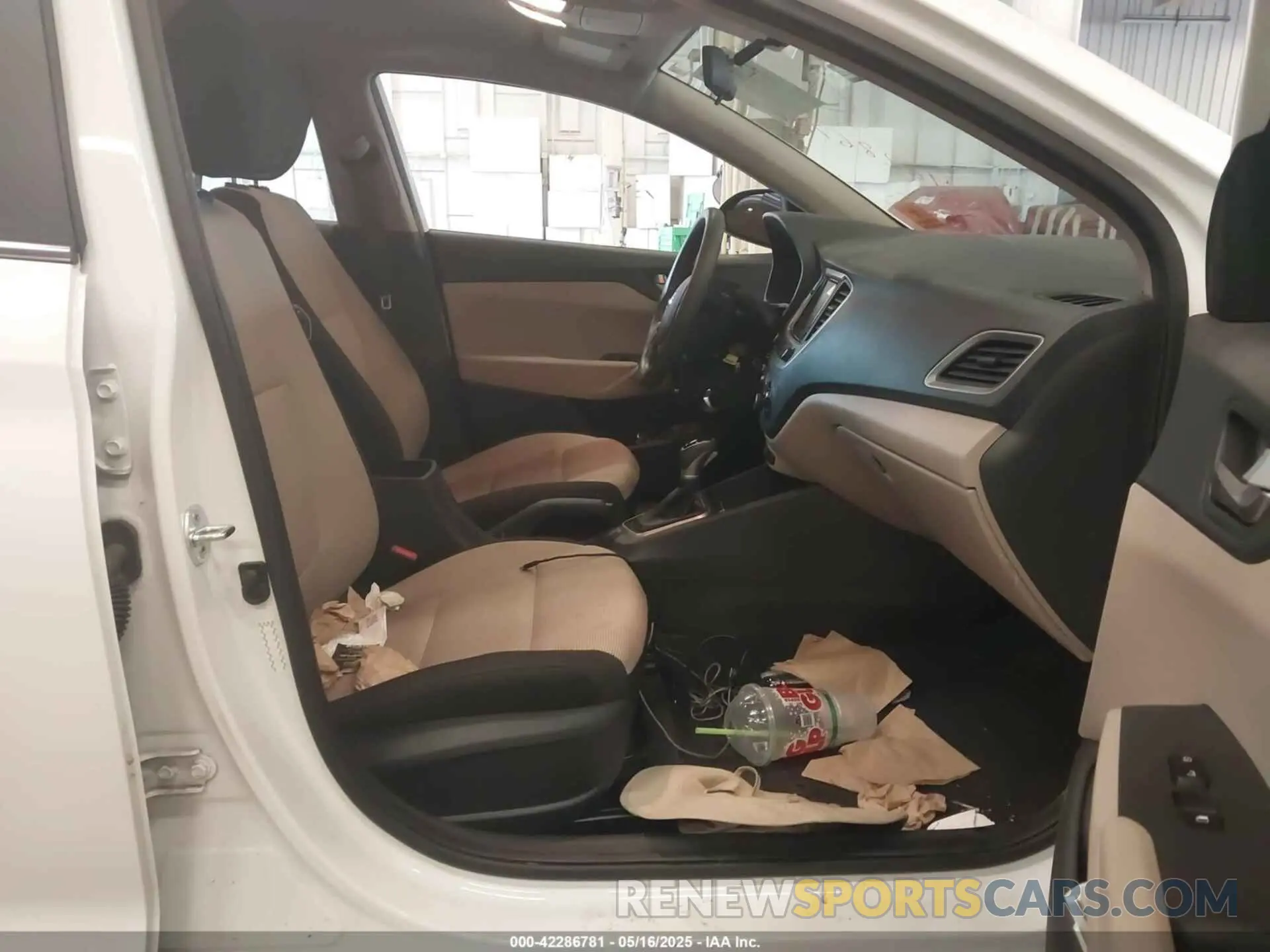 5 Photograph of a damaged car 3KPC24A6XME138028 HYUNDAI ACCENT 2021