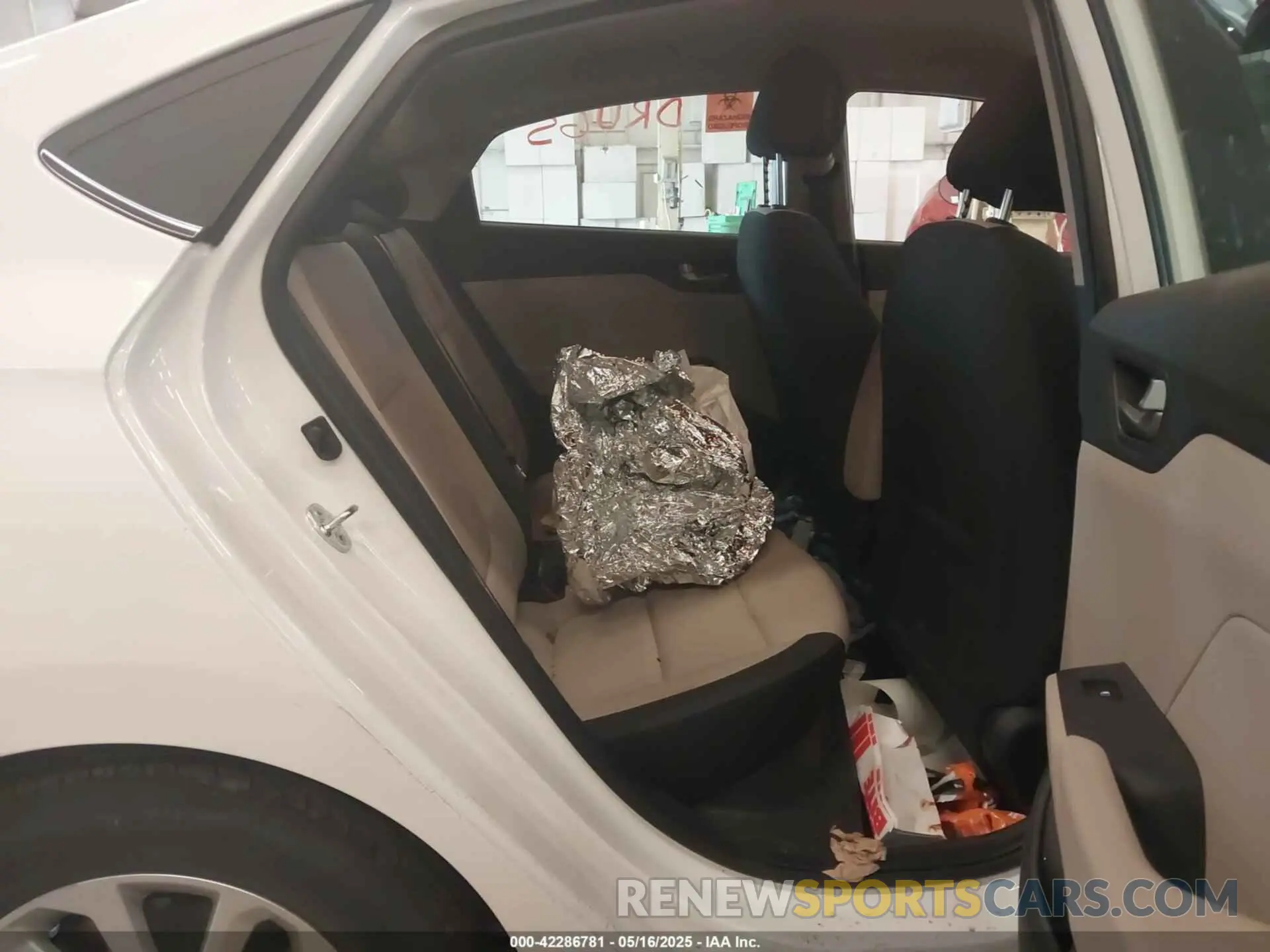 8 Photograph of a damaged car 3KPC24A6XME138028 HYUNDAI ACCENT 2021