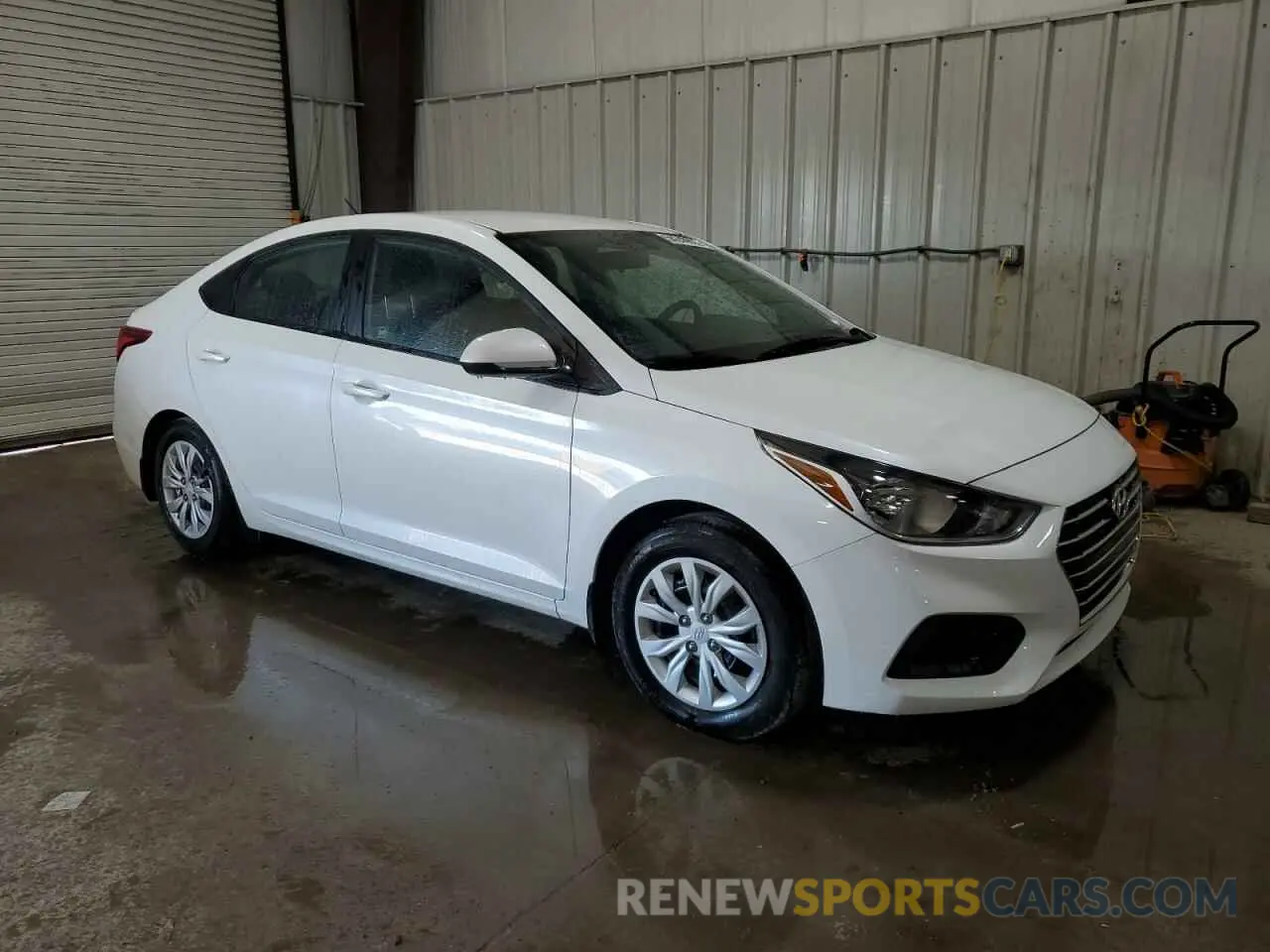 4 Photograph of a damaged car 3KPC24A6XME148168 HYUNDAI ACCENT 2021