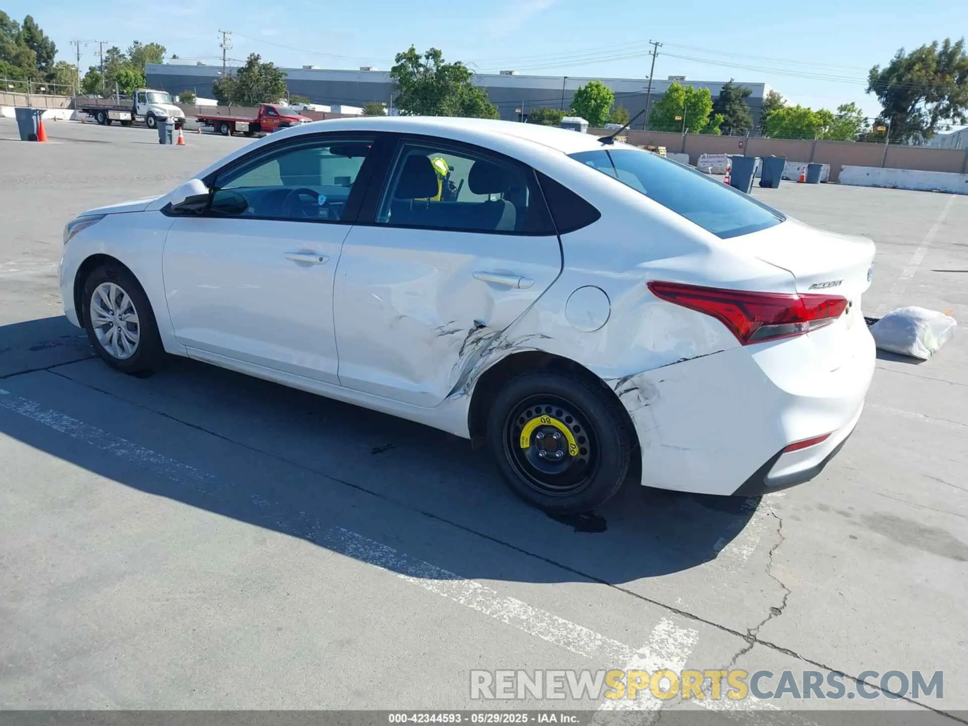3 Photograph of a damaged car 3KPC24A6XME153337 HYUNDAI ACCENT 2021