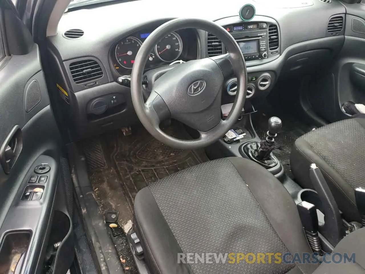 8 Photograph of a damaged car KMHCM3AC0BU192989 HYUNDAI ACCENT 2021