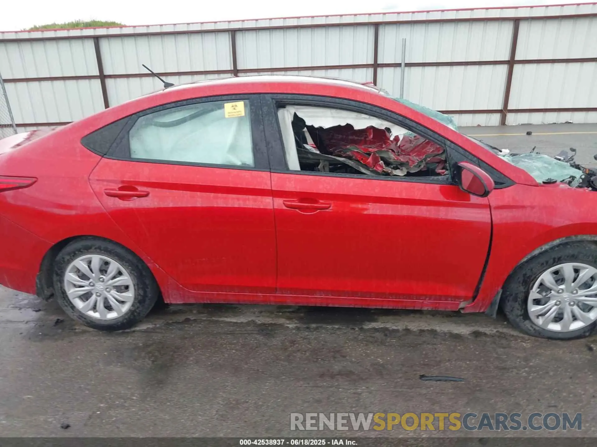12 Photograph of a damaged car 3KPC24A60NE159276 HYUNDAI ACCENT 2022