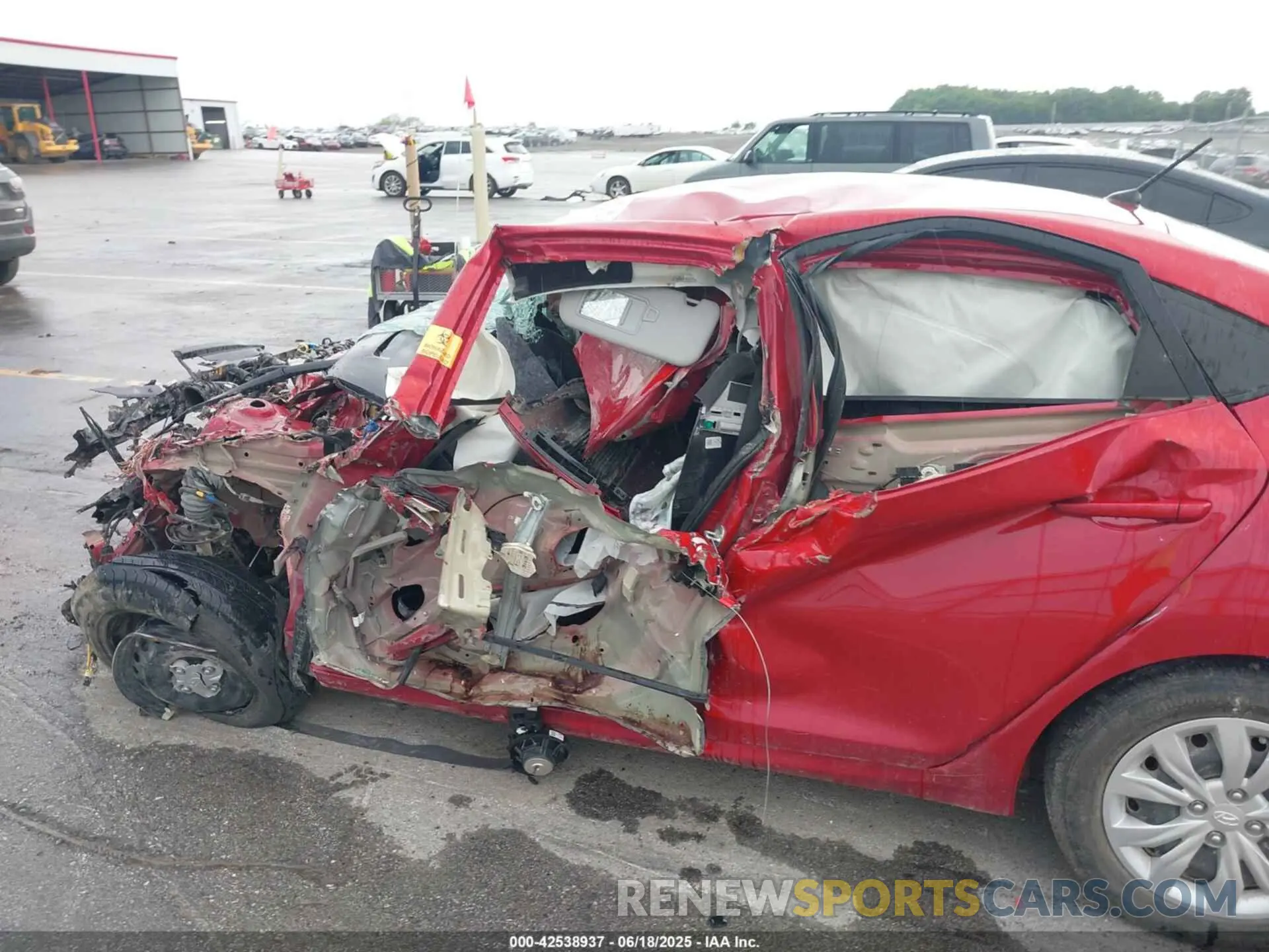 6 Photograph of a damaged car 3KPC24A60NE159276 HYUNDAI ACCENT 2022