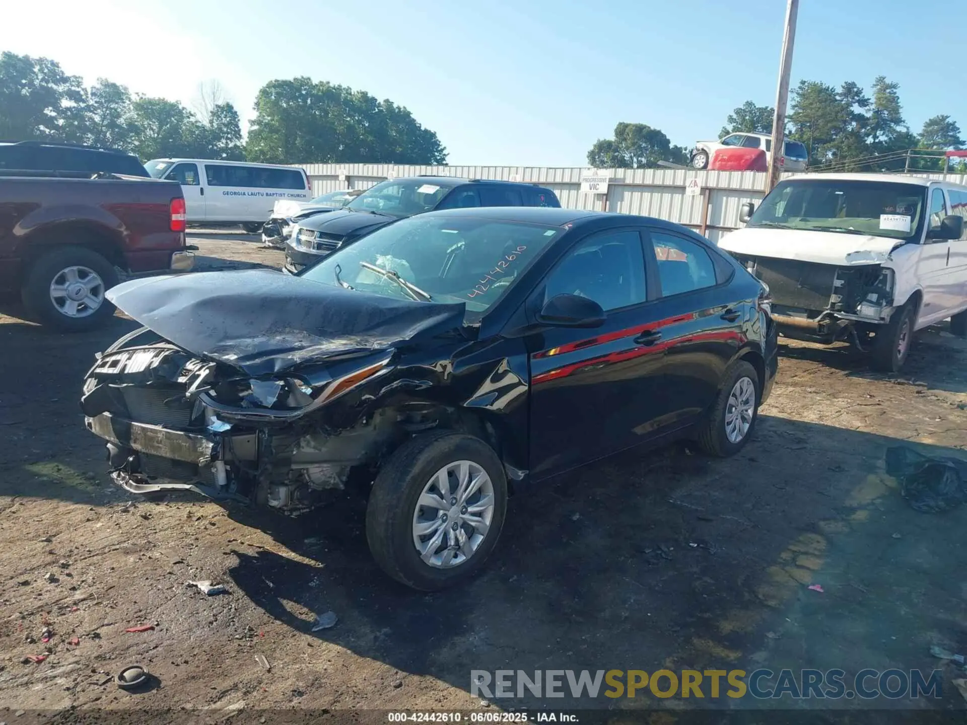 2 Photograph of a damaged car 3KPC24A60NE160976 HYUNDAI ACCENT 2022