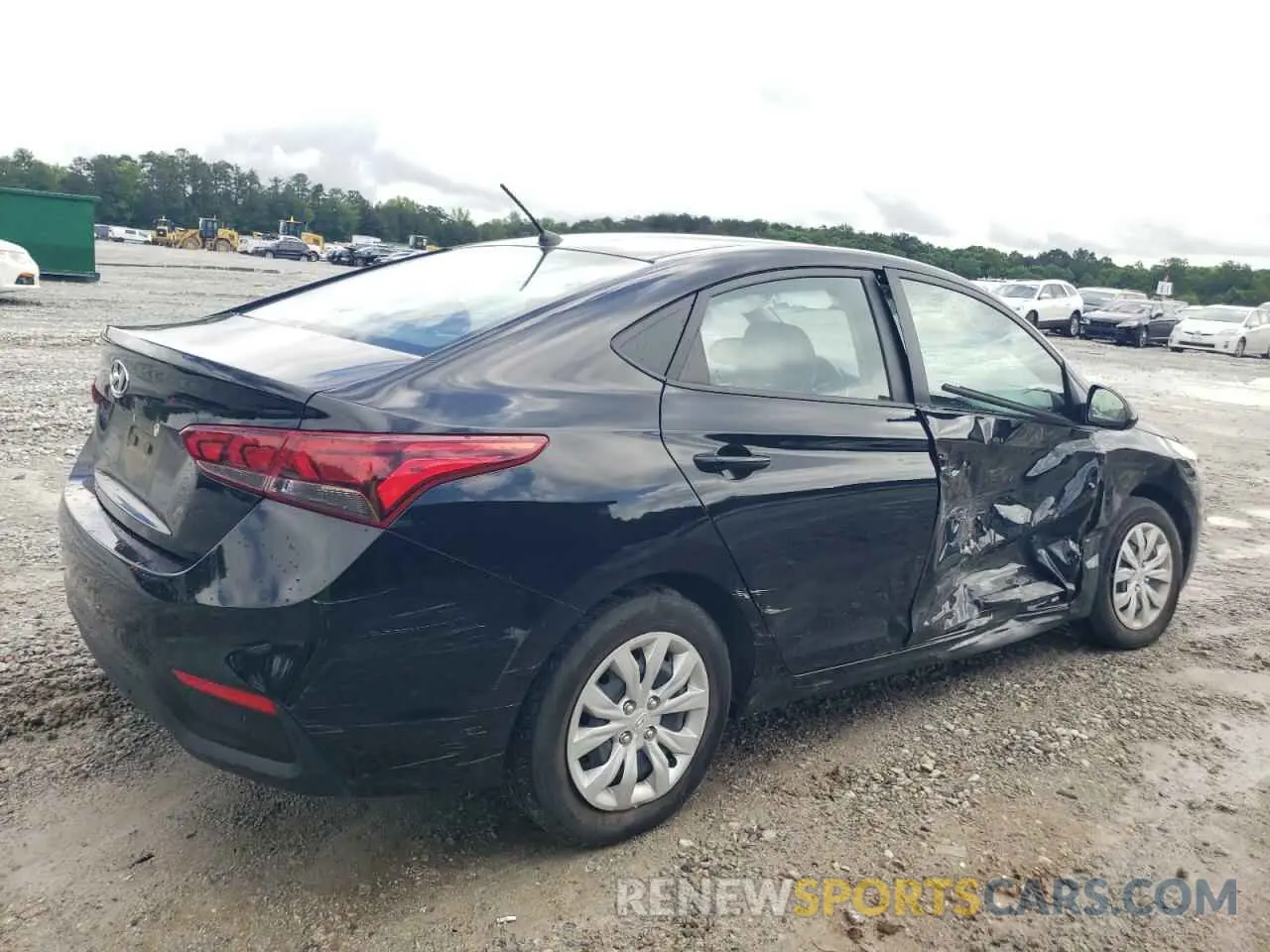 3 Photograph of a damaged car 3KPC24A60NE172562 HYUNDAI ACCENT 2022
