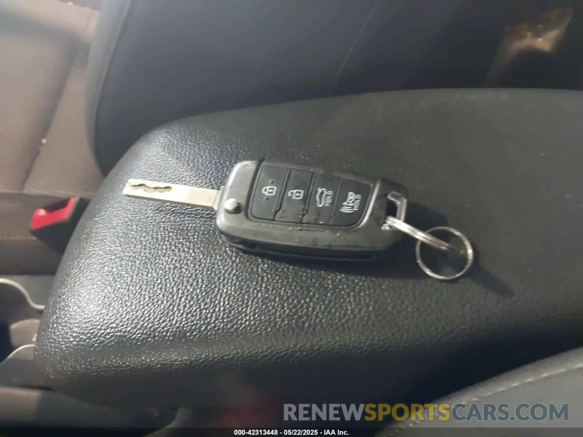 11 Photograph of a damaged car 3KPC24A60NE179043 HYUNDAI ACCENT 2022