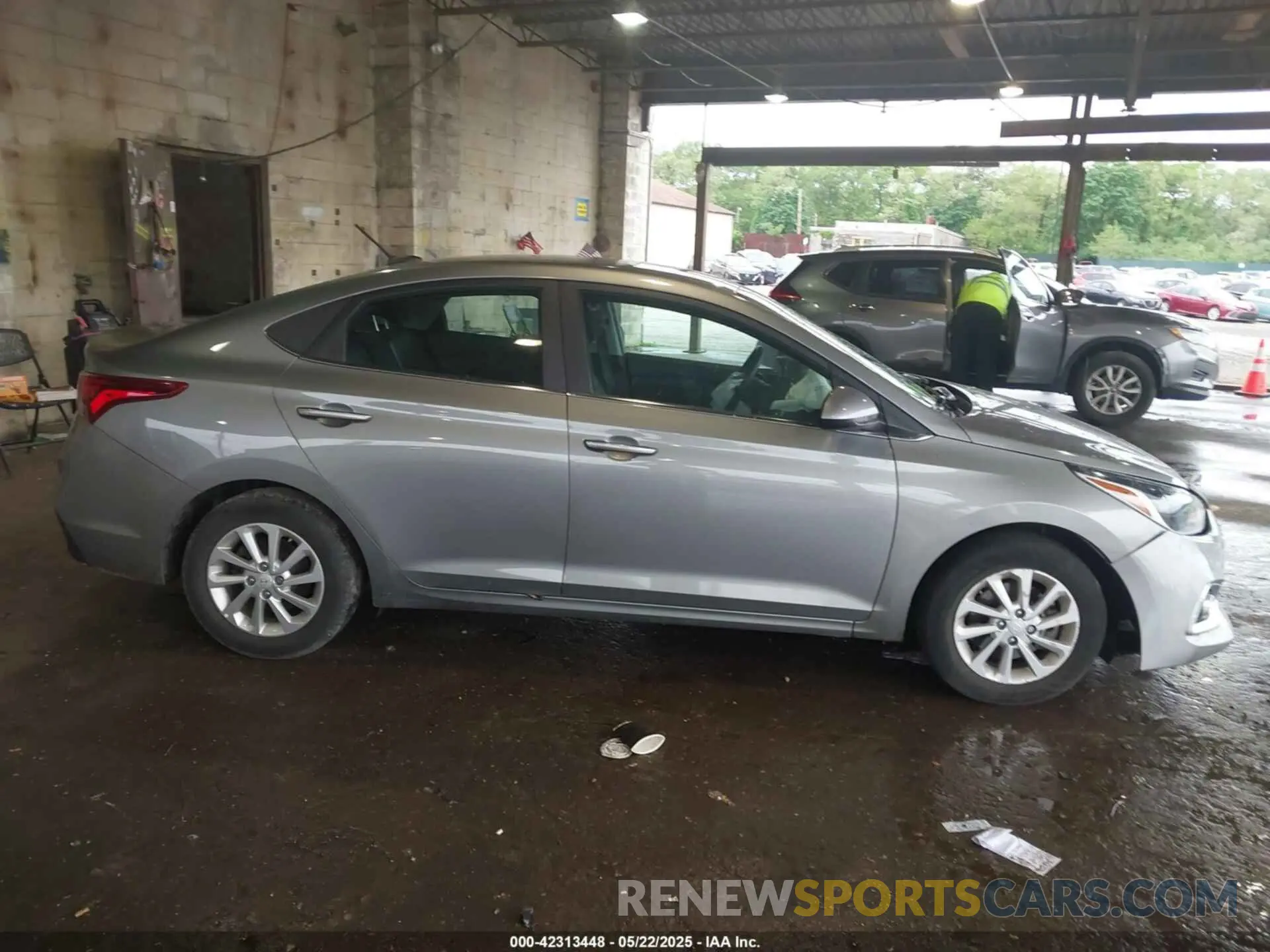 14 Photograph of a damaged car 3KPC24A60NE179043 HYUNDAI ACCENT 2022