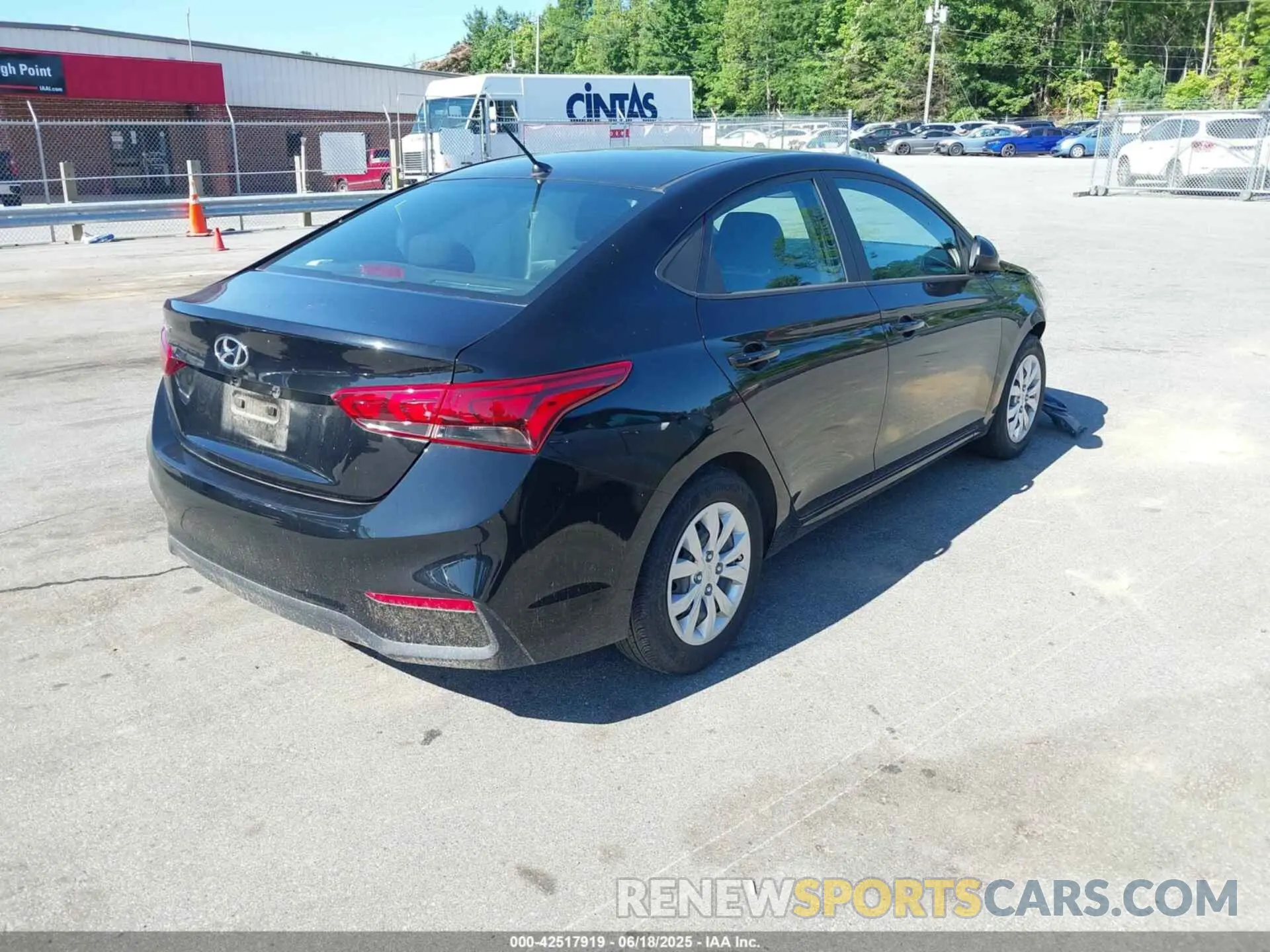 4 Photograph of a damaged car 3KPC24A60NE181293 HYUNDAI ACCENT 2022