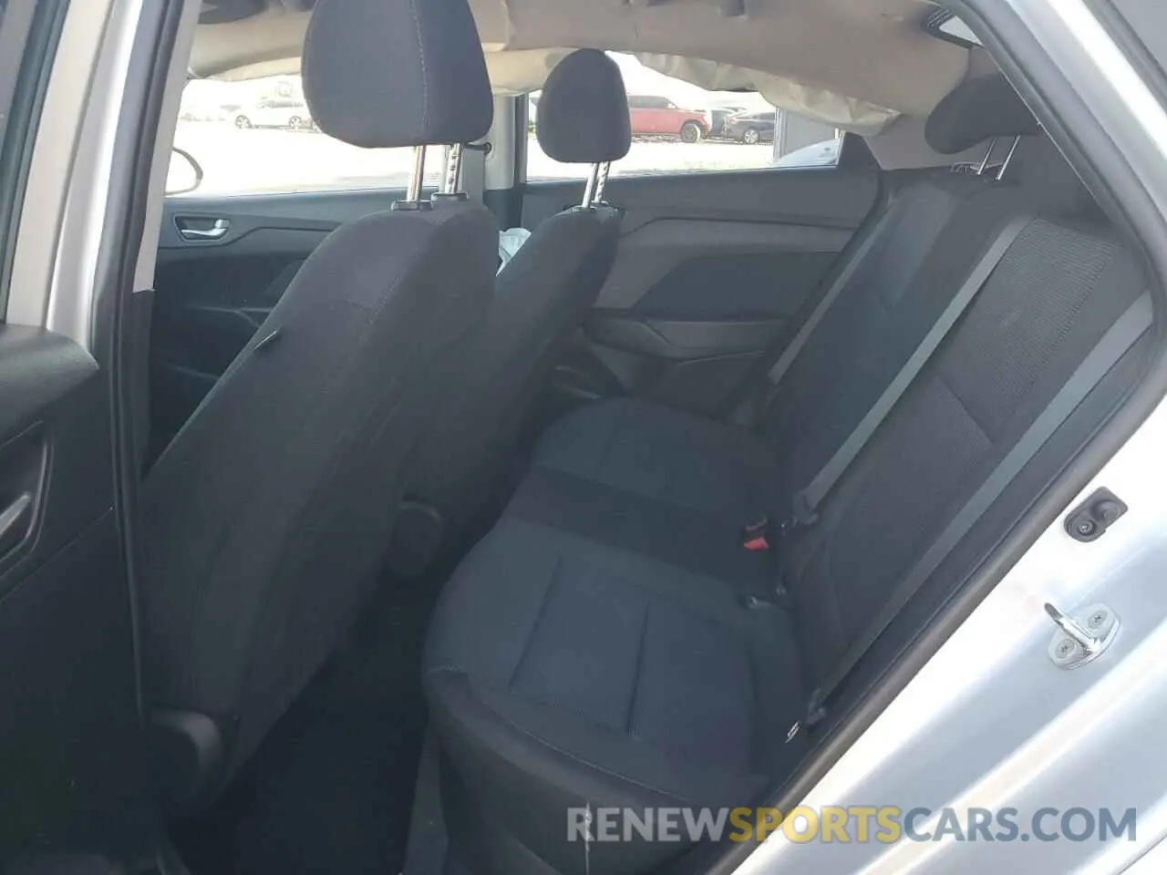 11 Photograph of a damaged car 3KPC24A60NE182069 HYUNDAI ACCENT 2022