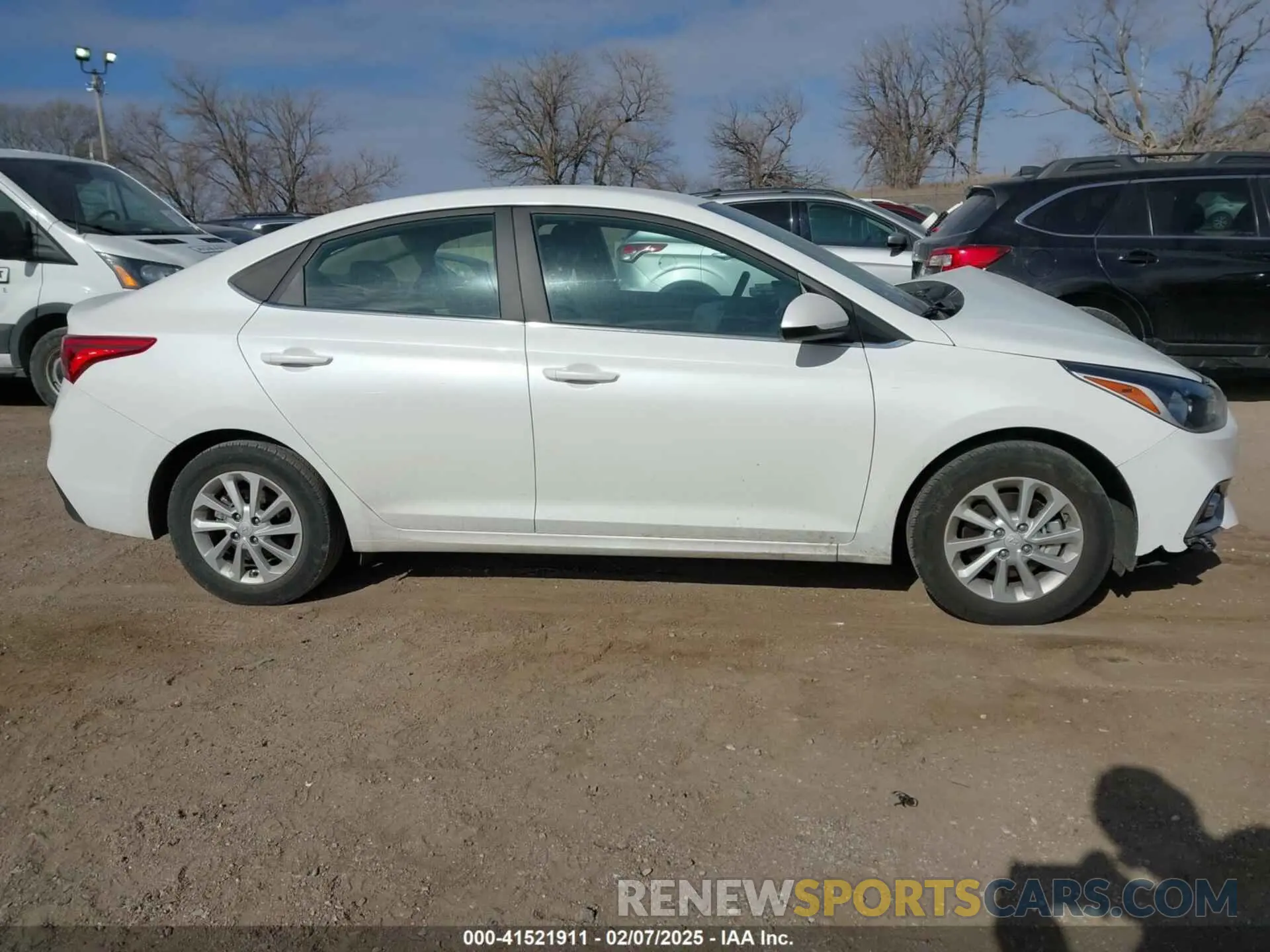 14 Photograph of a damaged car 3KPC24A60NE190169 HYUNDAI ACCENT 2022
