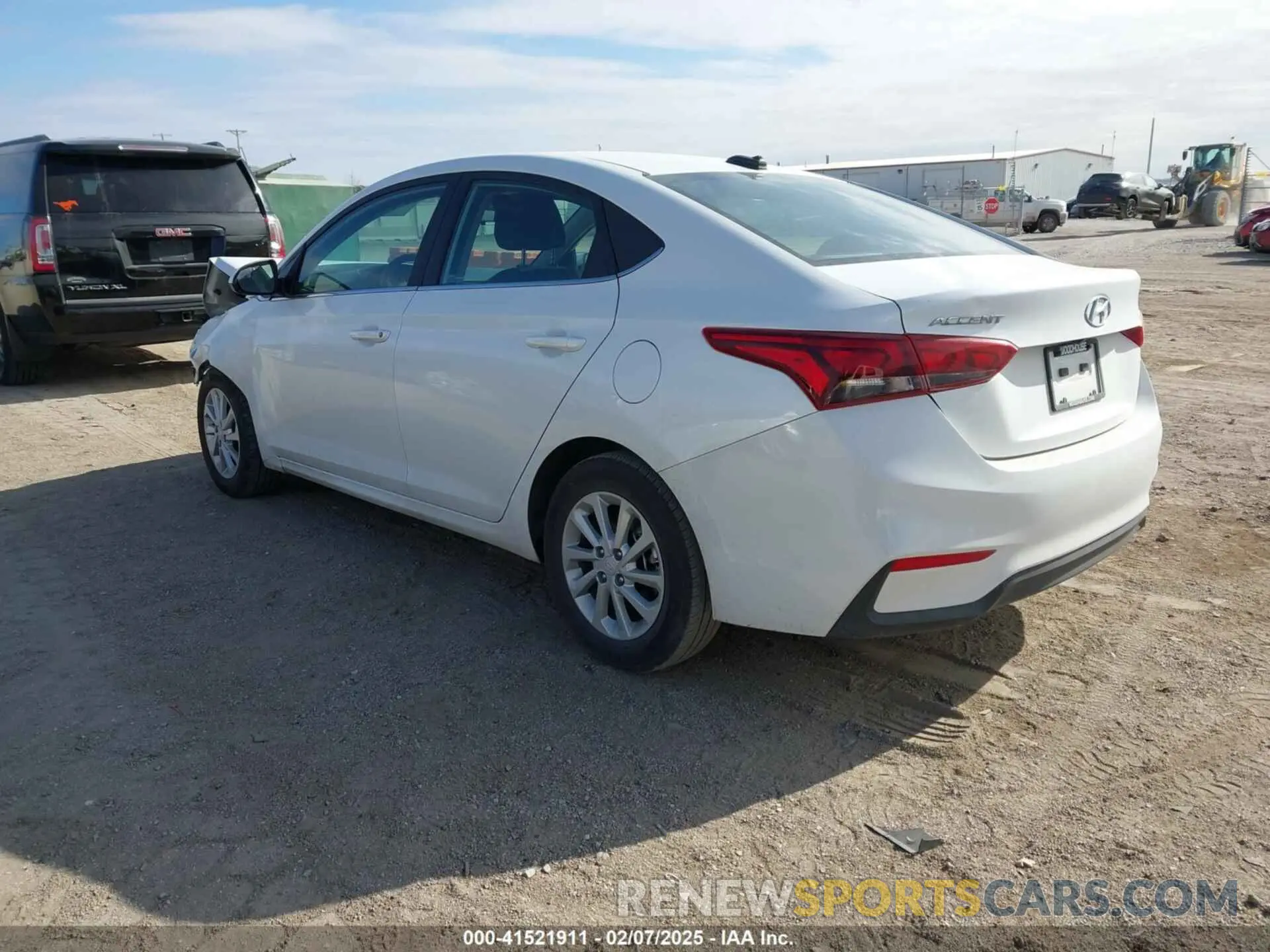 3 Photograph of a damaged car 3KPC24A60NE190169 HYUNDAI ACCENT 2022