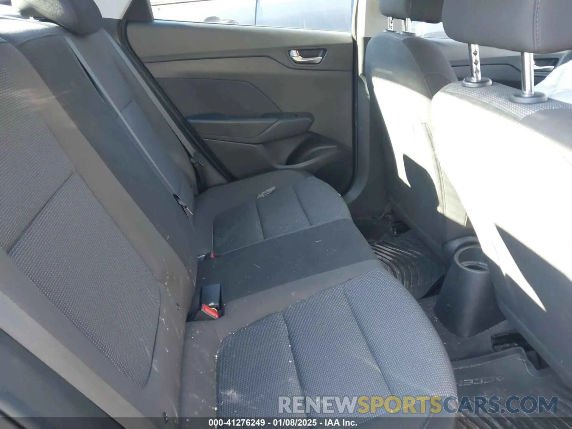 8 Photograph of a damaged car 3KPC24A61NE165247 HYUNDAI ACCENT 2022