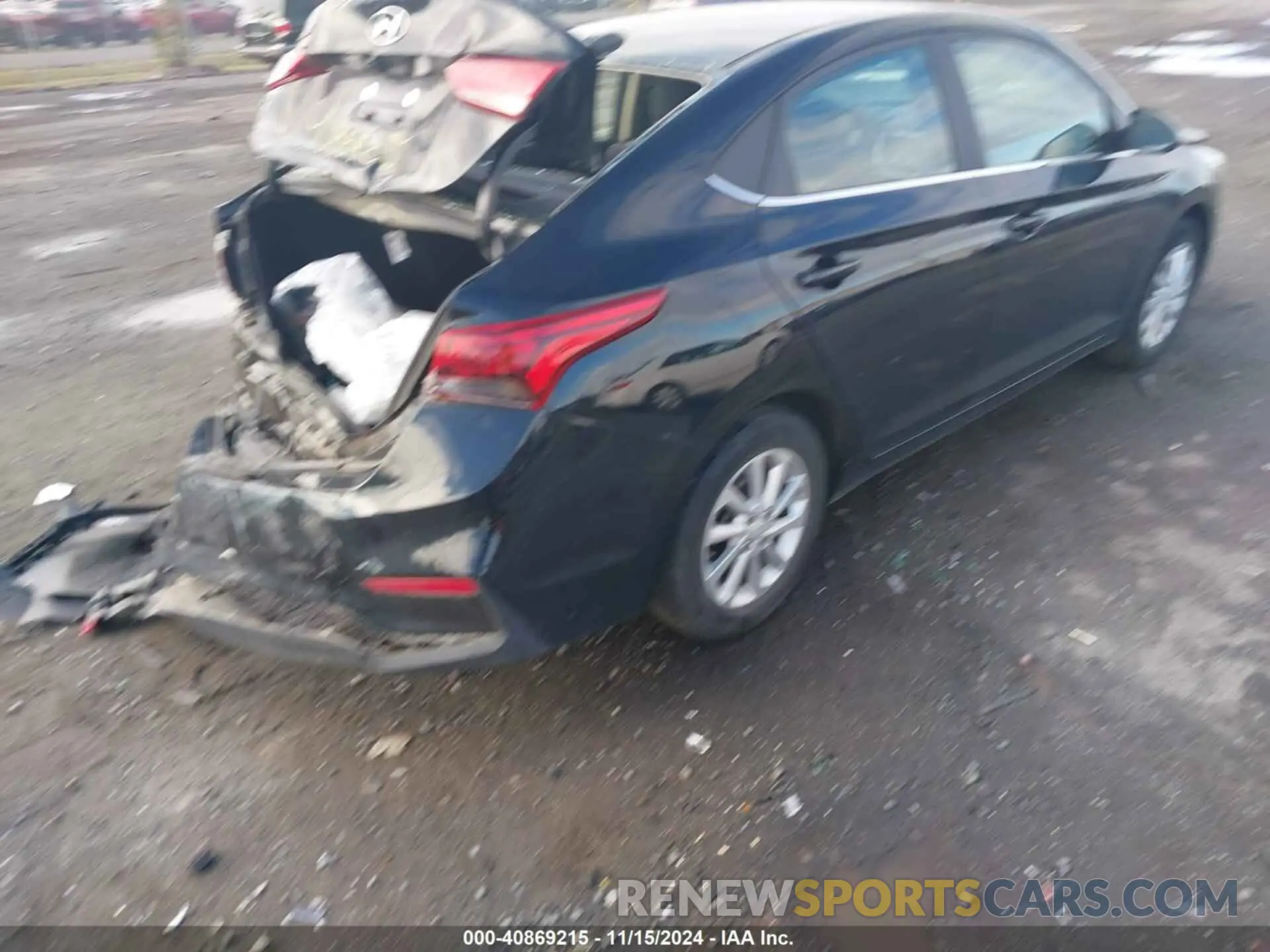 4 Photograph of a damaged car 3KPC24A61NE170710 HYUNDAI ACCENT 2022